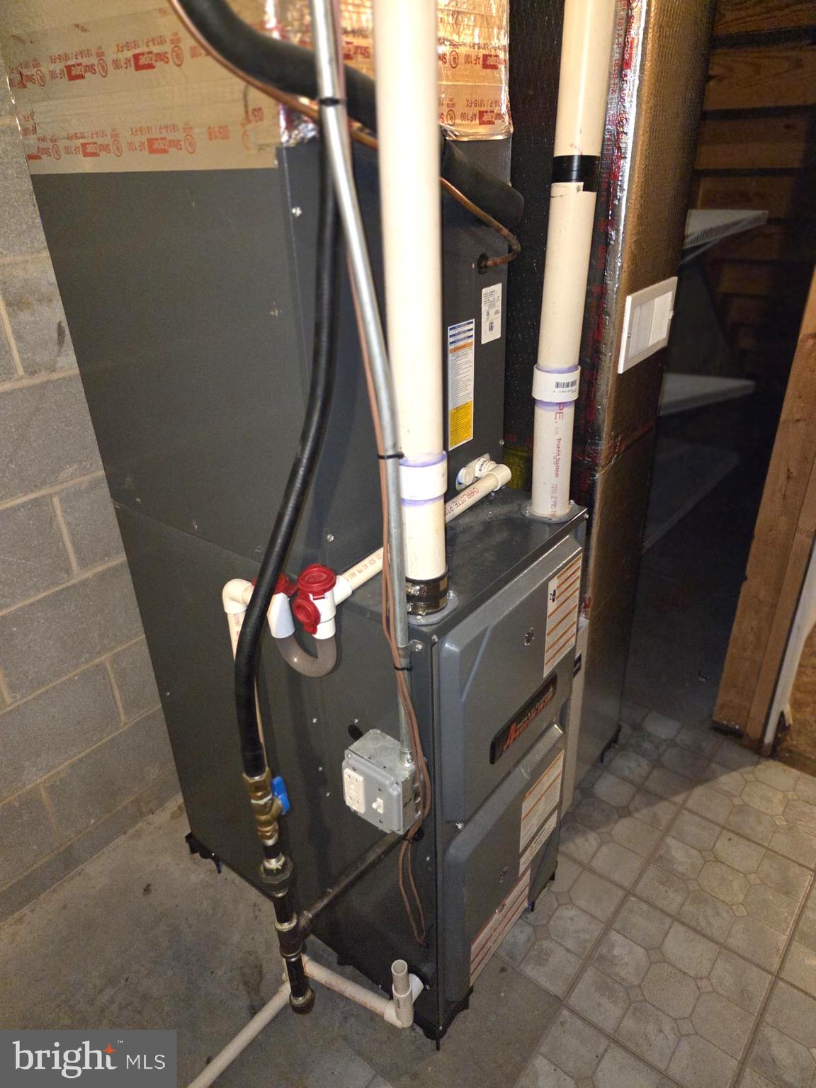 IVY RIDGE - Residential