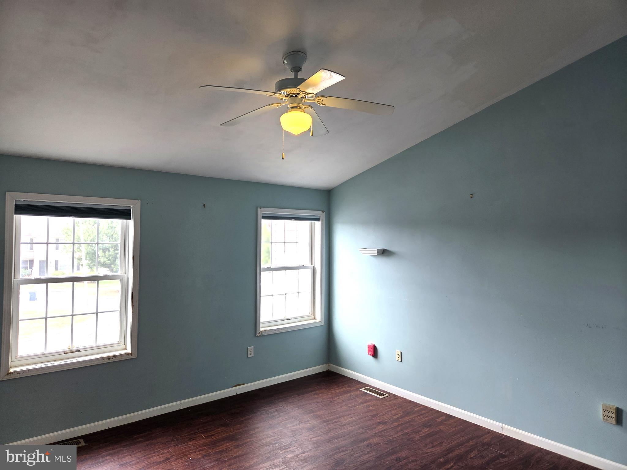 IVY RIDGE - Residential