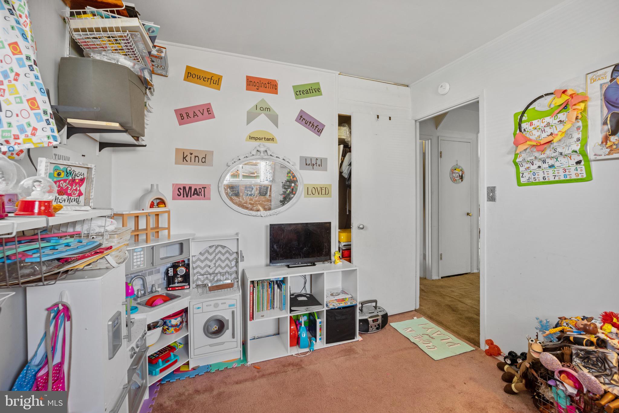 MILL CREEK FALLS - Residential