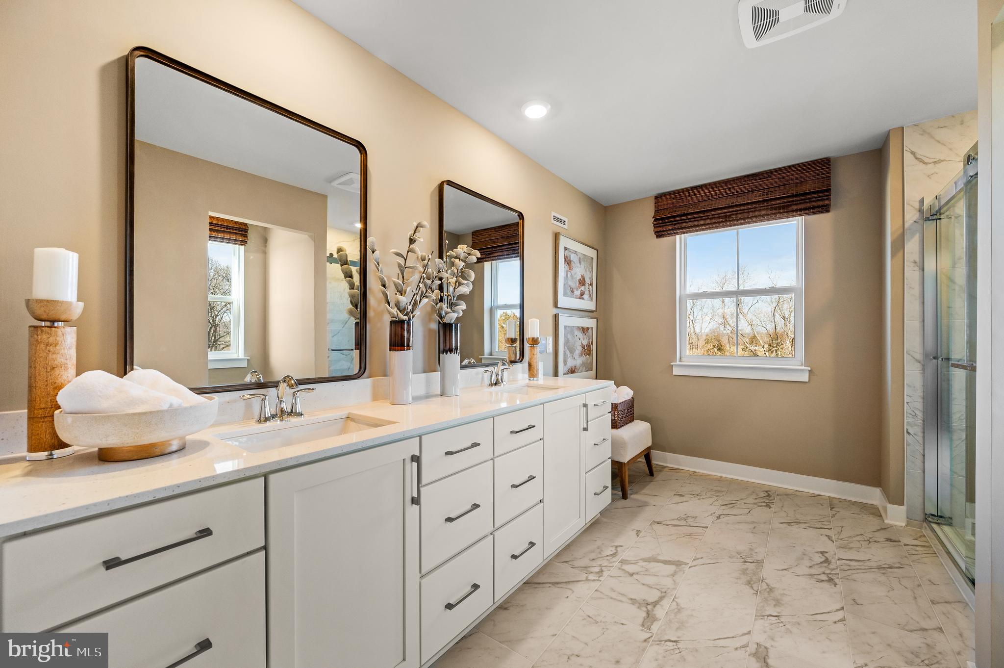 FARM VIEW - Residential