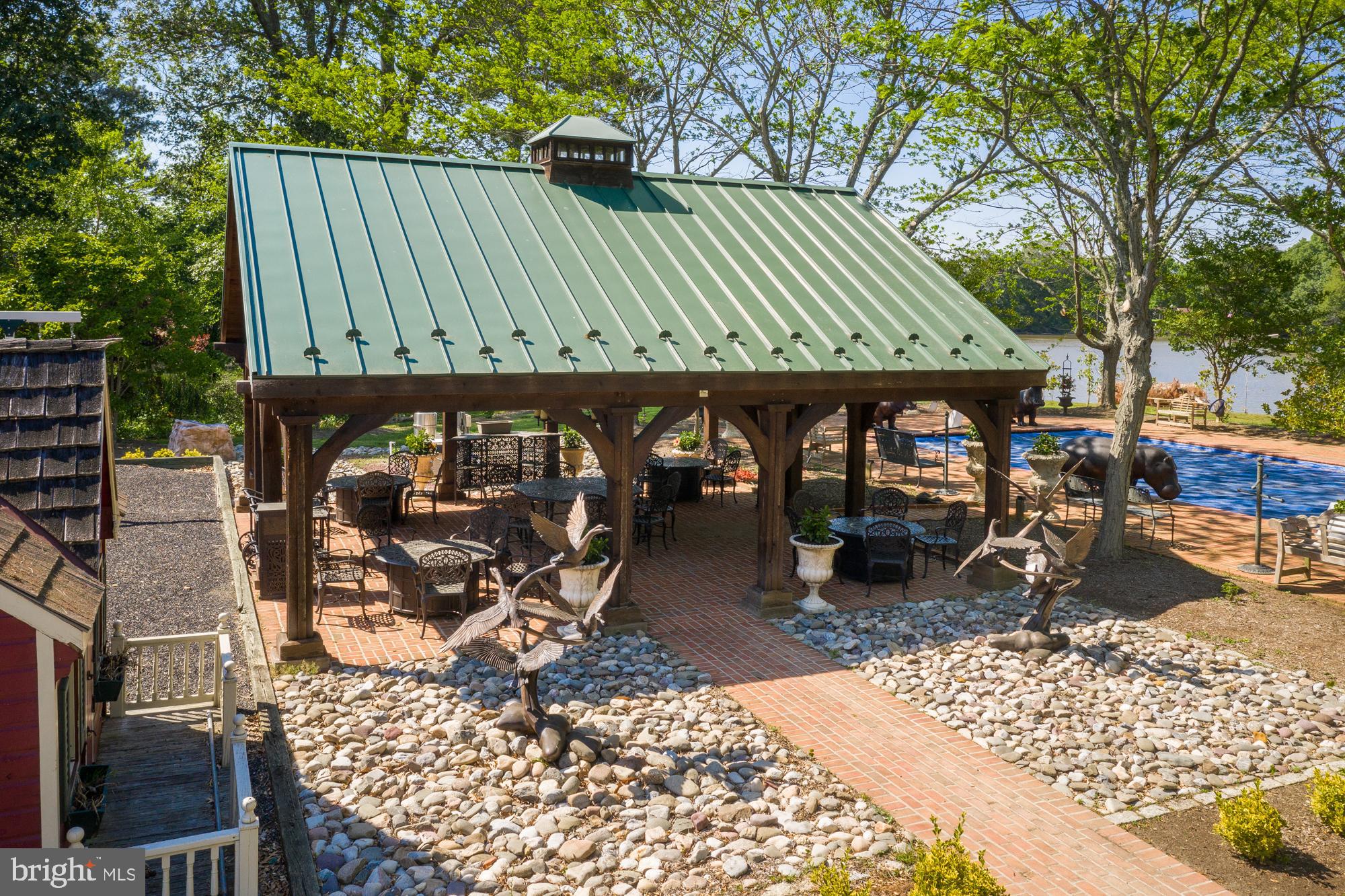 QUAILSAR - Residential