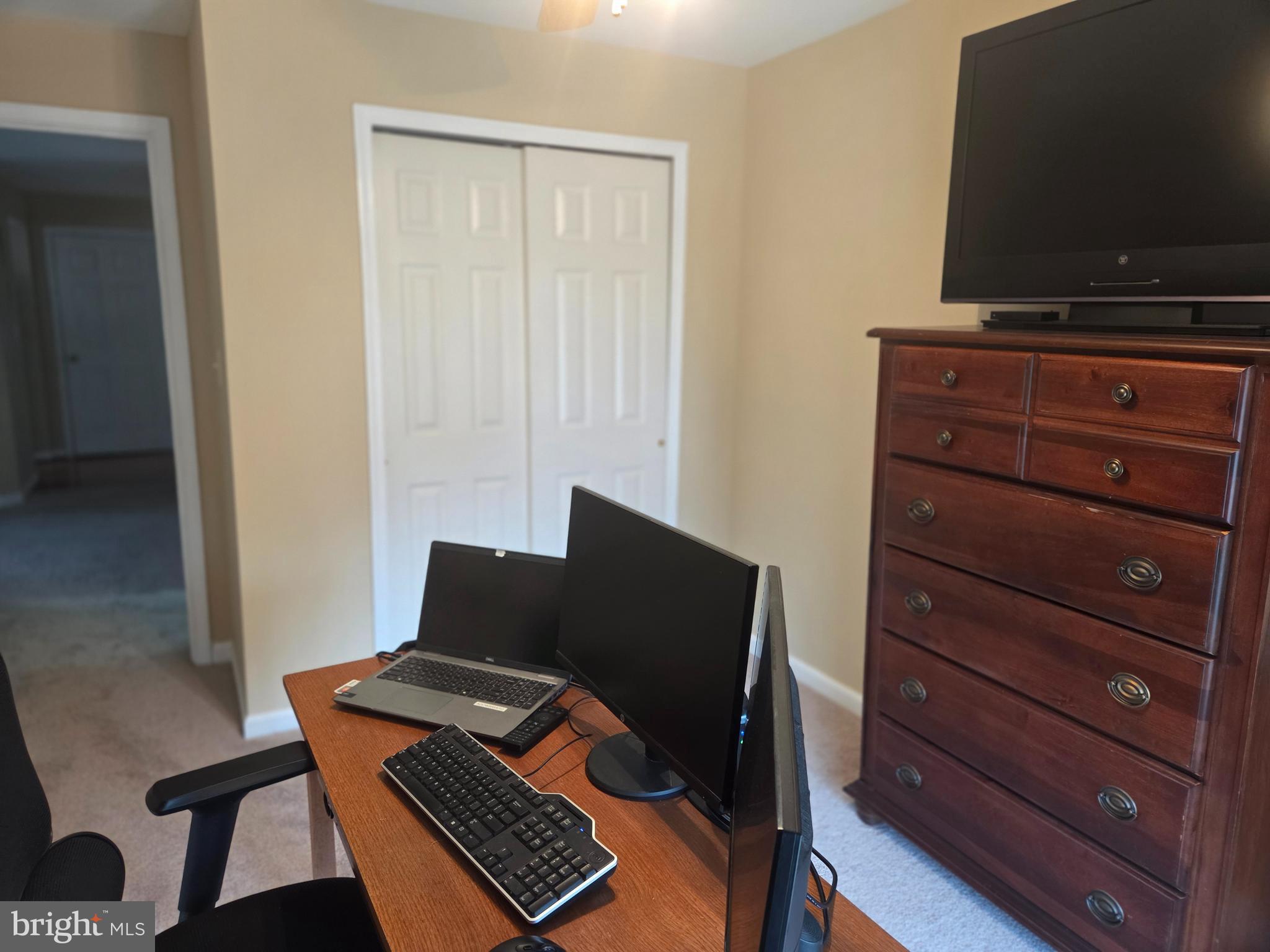 TIDEWATER TOWNS - Residential