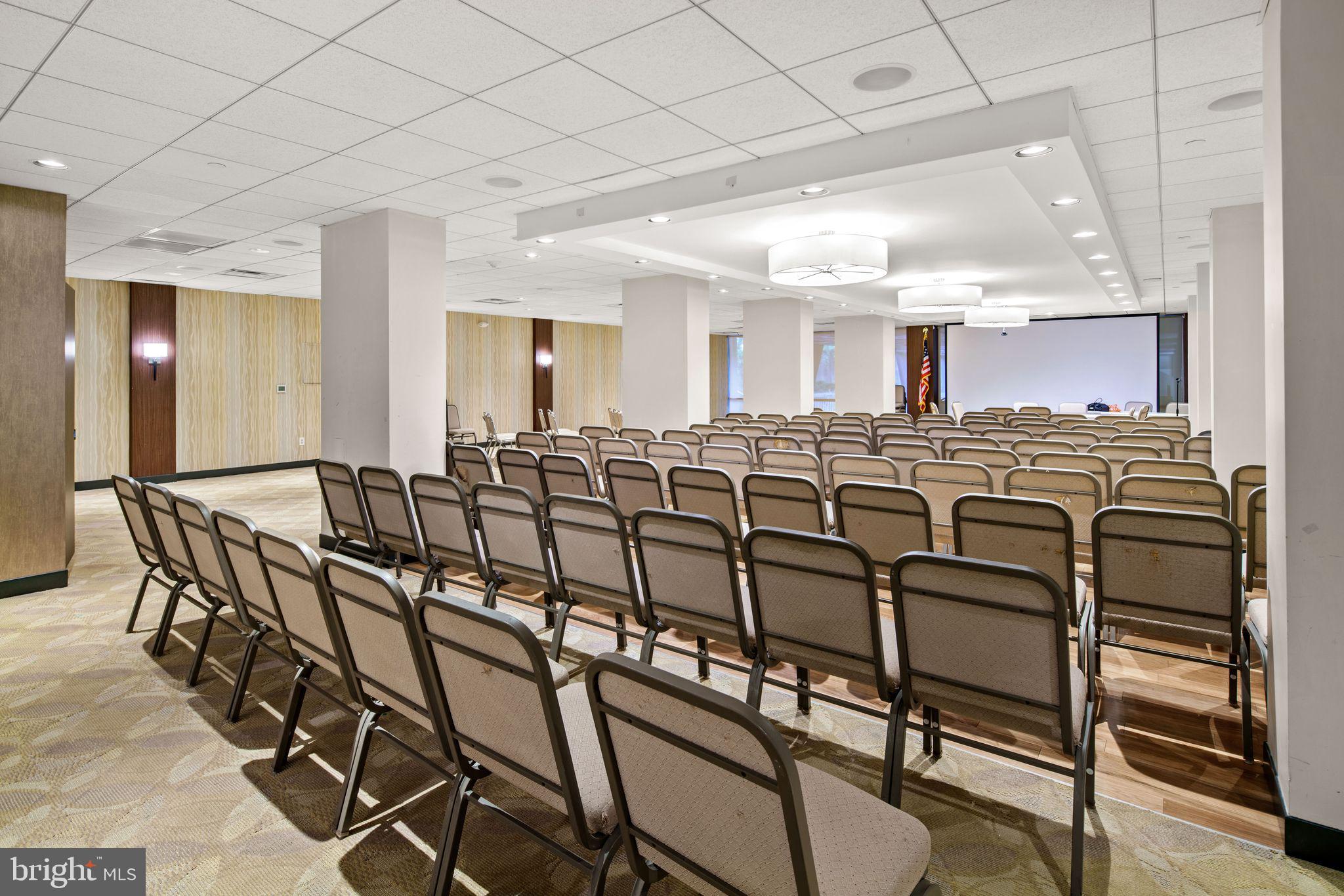 GREEN HILL - Residential