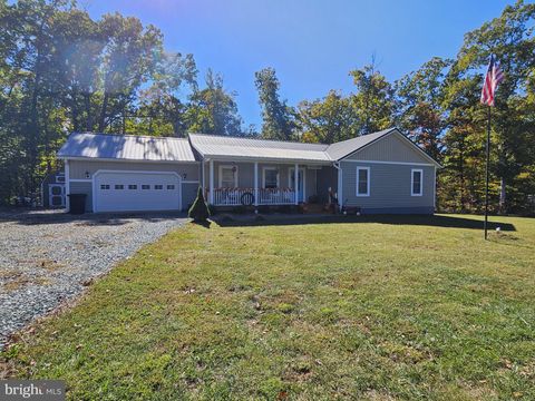 Homes For Sale - 3286 Ranson Road<br/> Buckingham County, DILLWYN, VA 23936