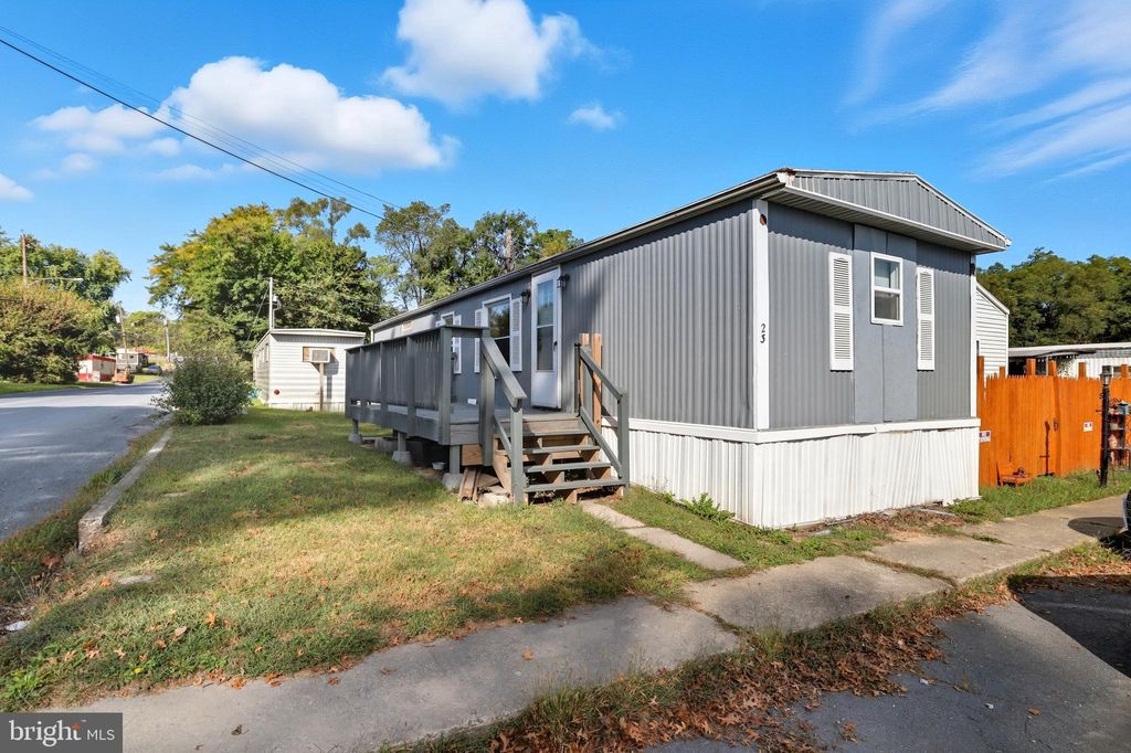 Photo of 75 Bonnybrook Road #23, CARLISLE, PA 17013 (MLS # PACB2047448)