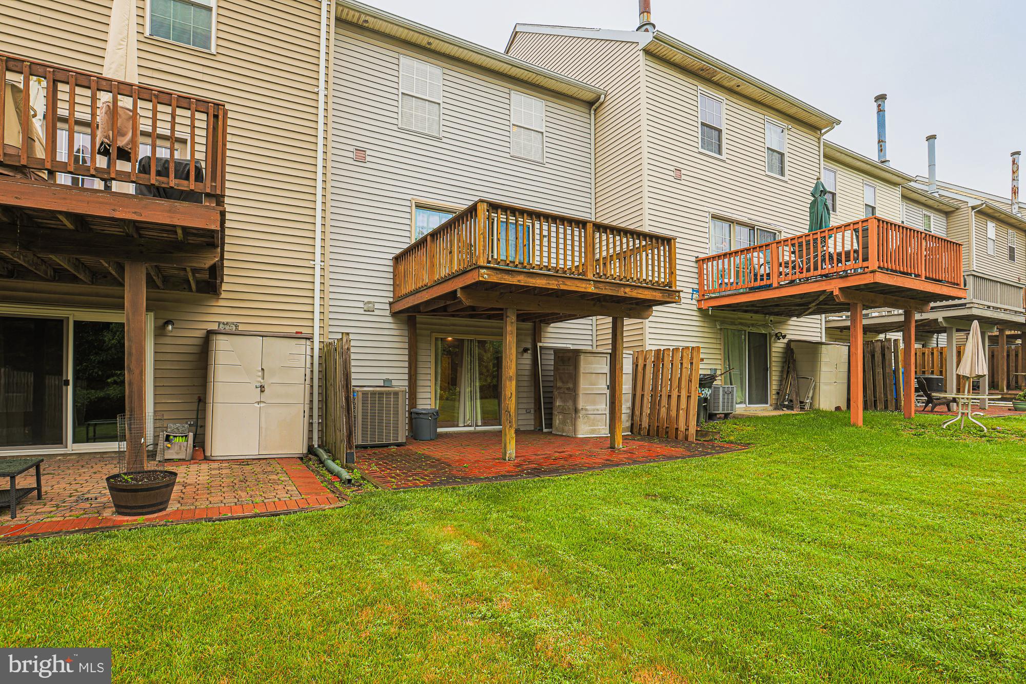 CROMWELL STATION - Residential