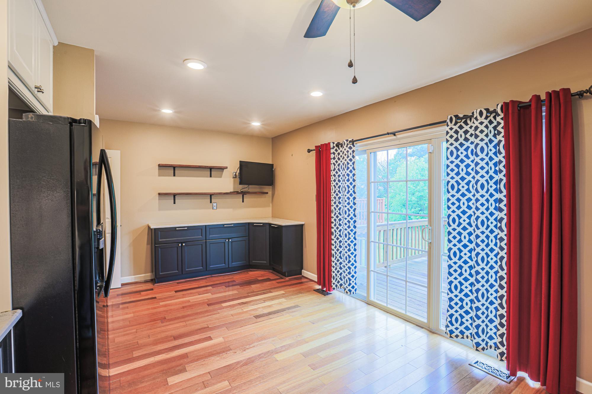 CROMWELL STATION - Residential