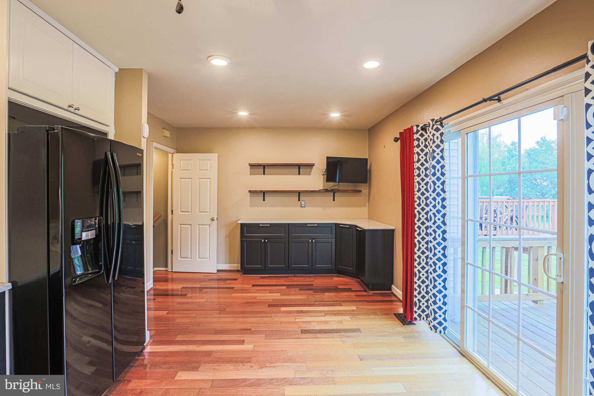 CROMWELL STATION - Residential