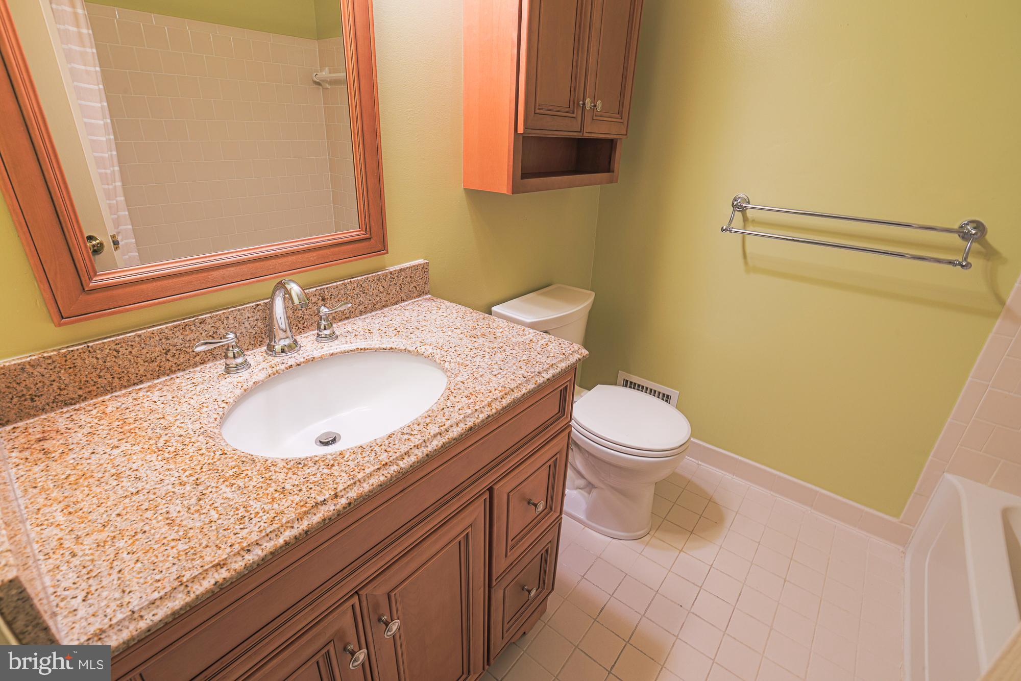 CROMWELL STATION - Residential