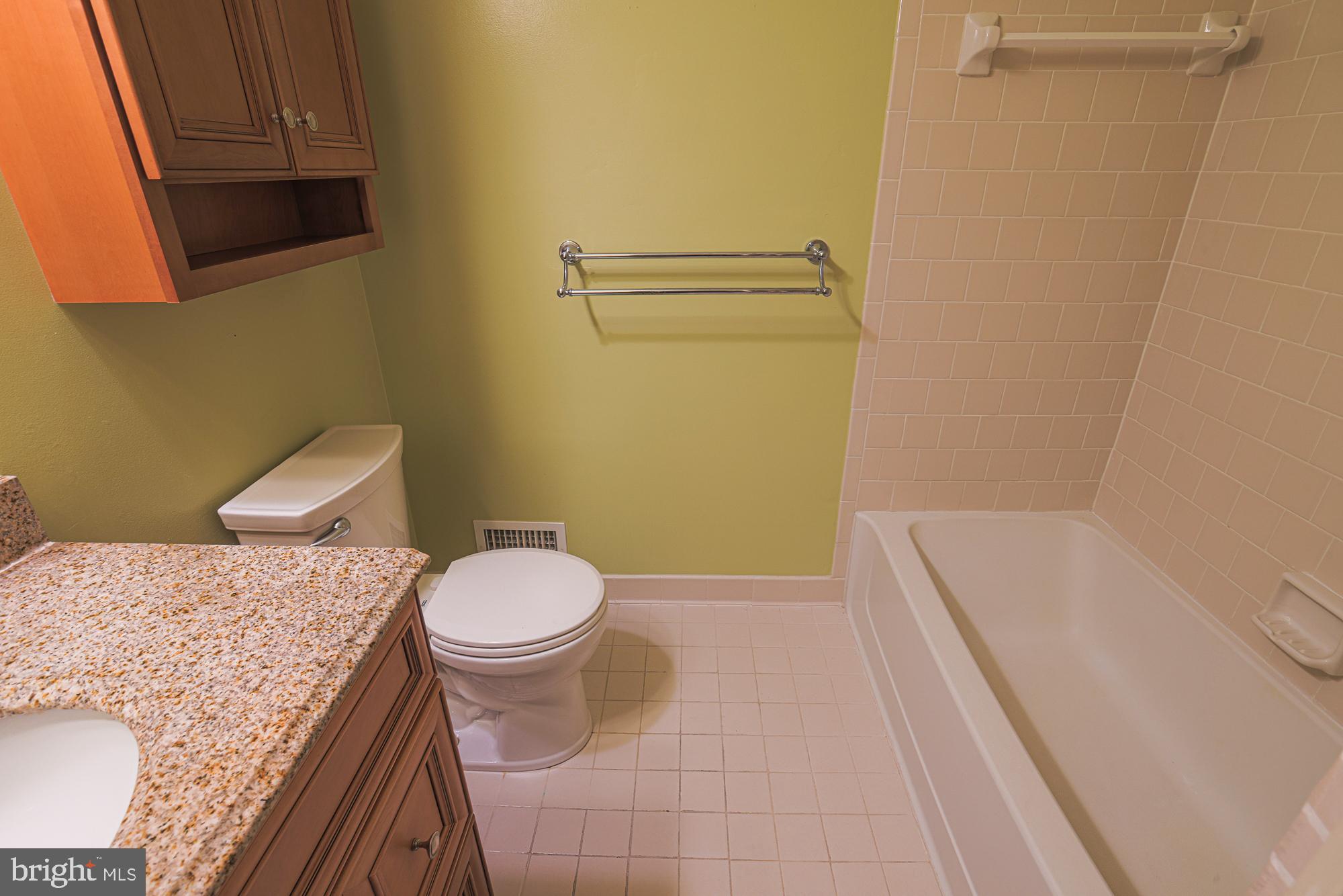 CROMWELL STATION - Residential