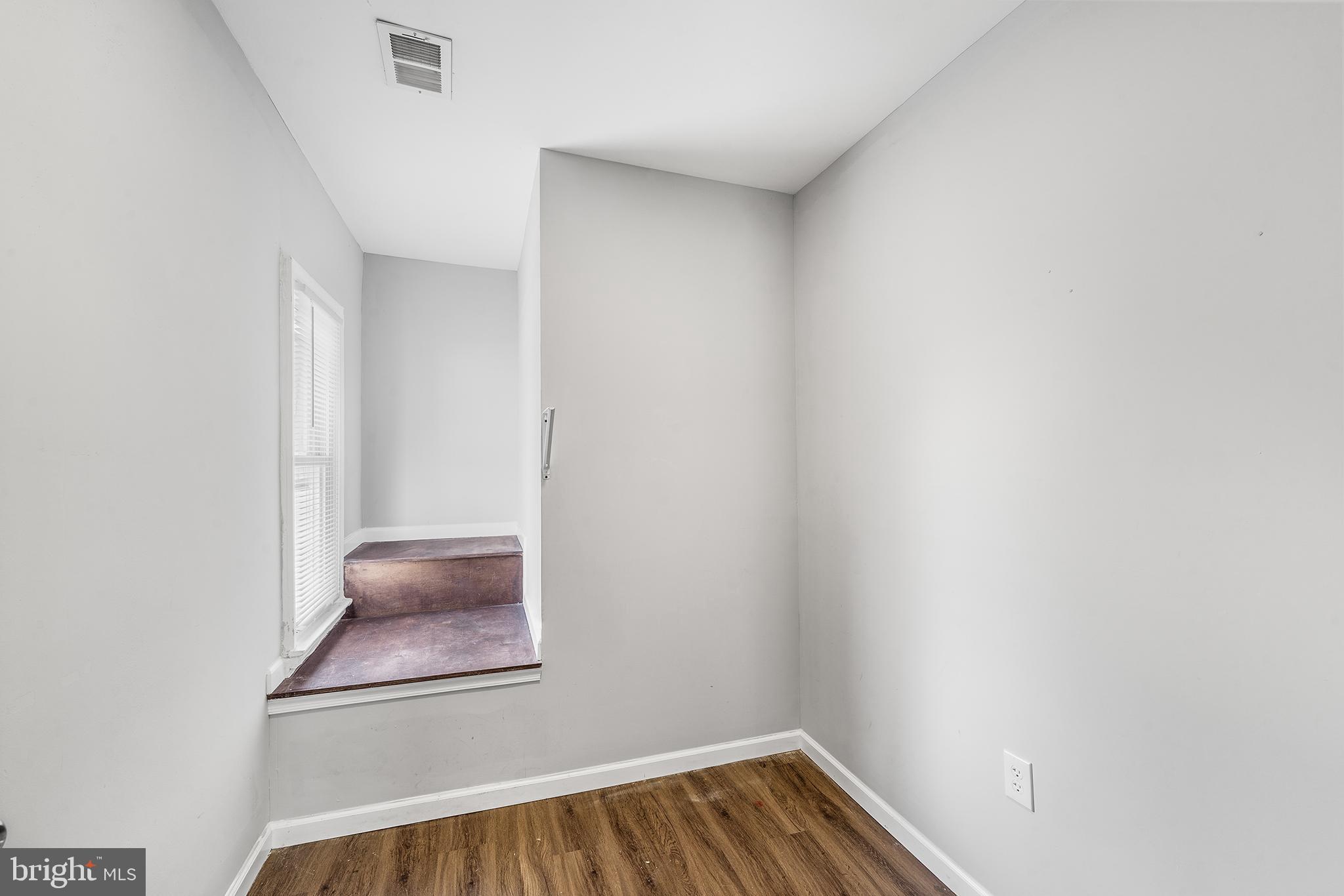 CATONSVILLE - Residential