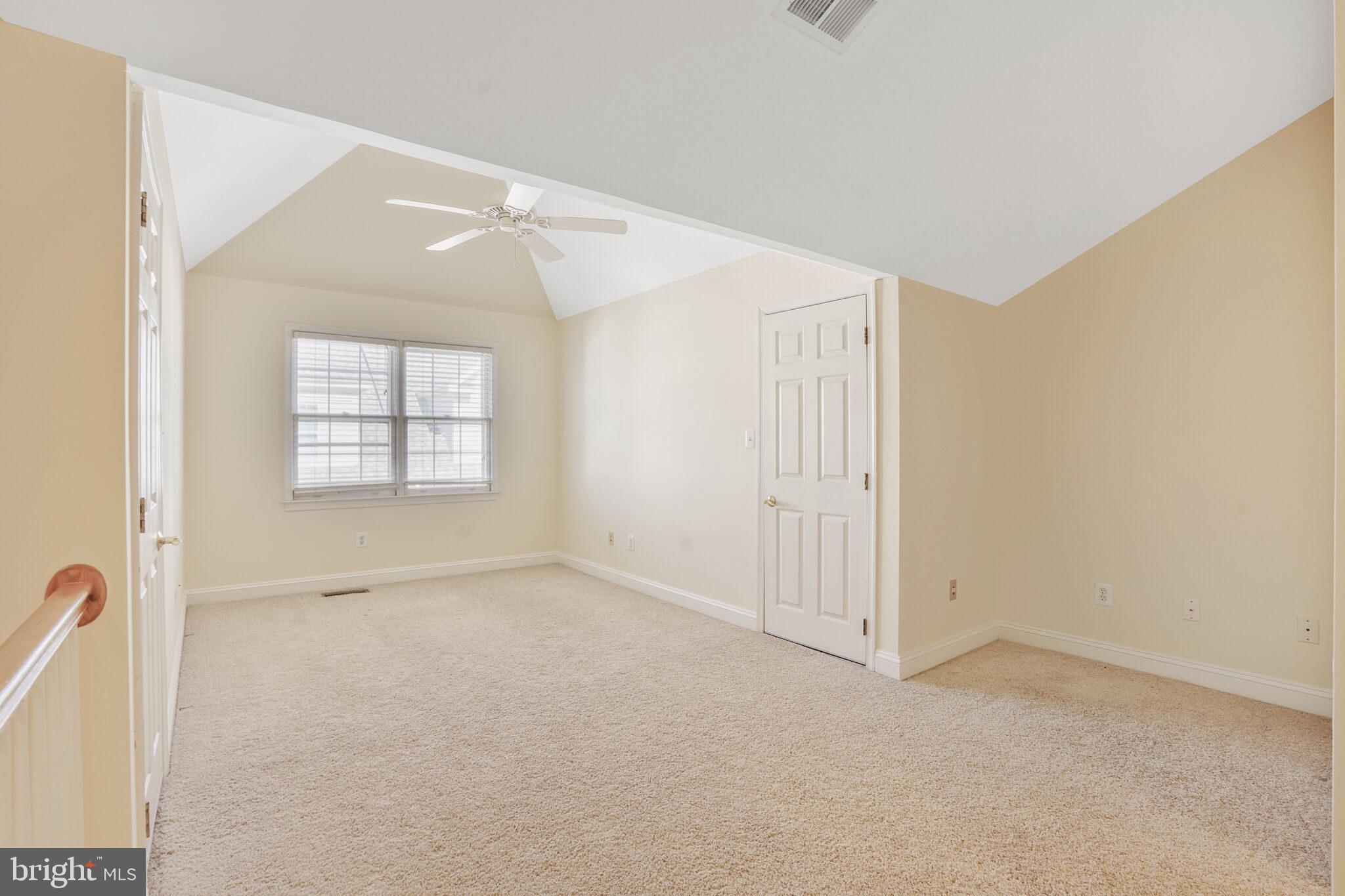 RIVERGATE - Residential