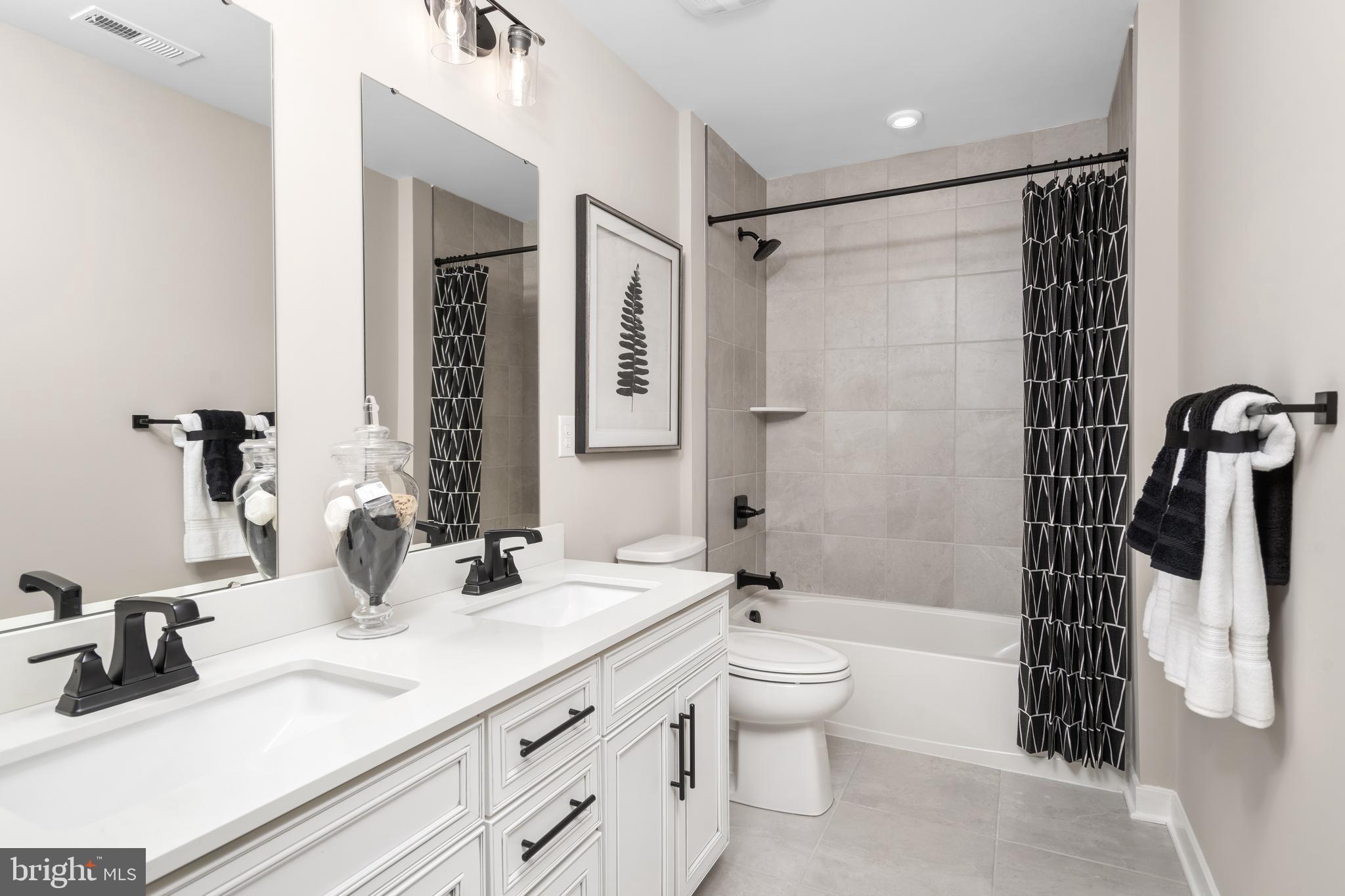 CANTER CREEK - Residential