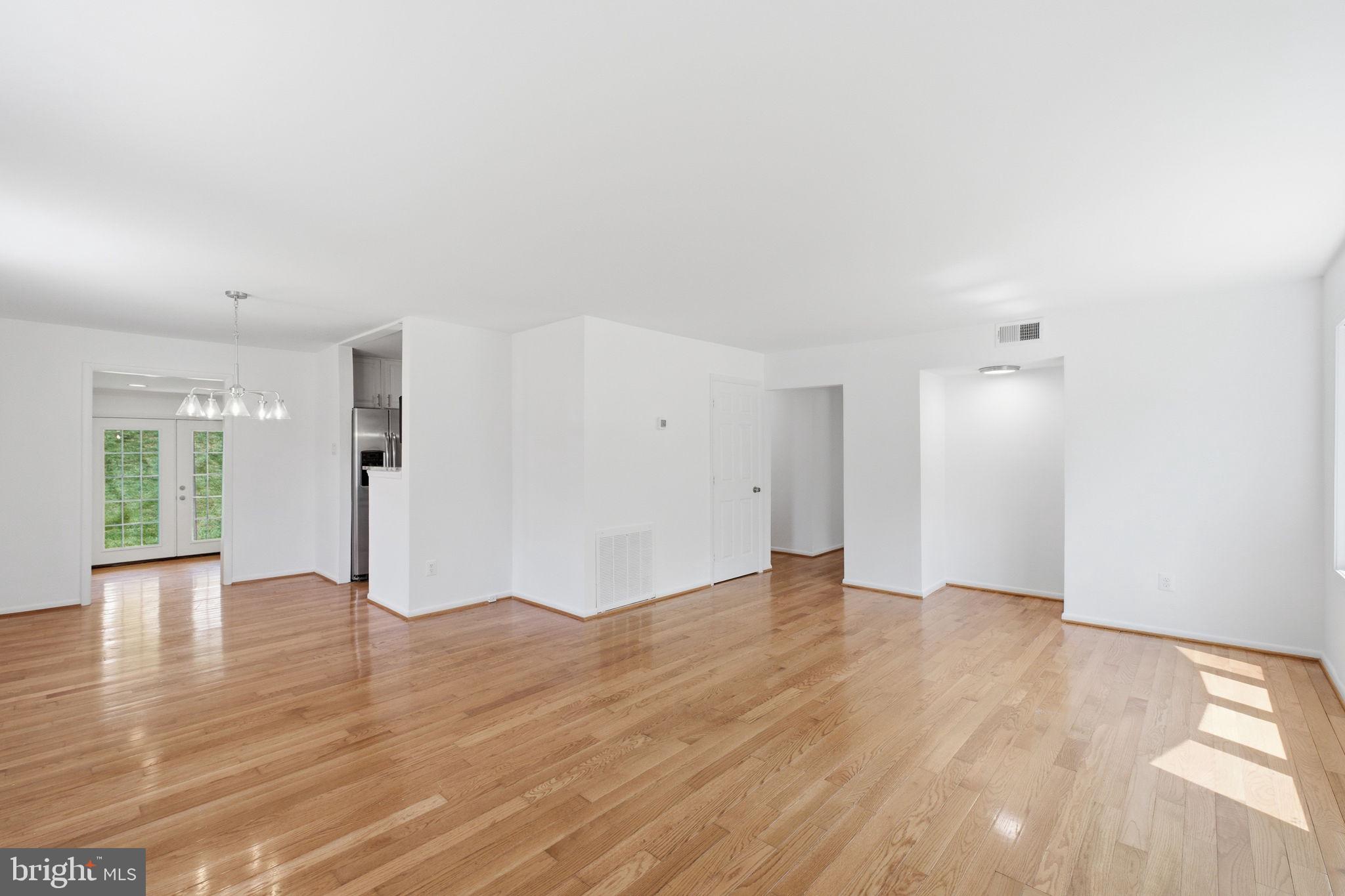 2146 PIMMIT DRIVE