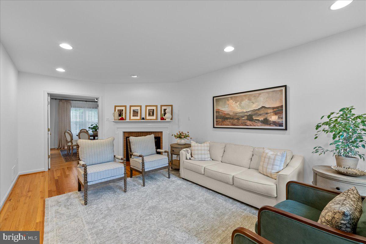 6757 TOWNE LANE ROAD