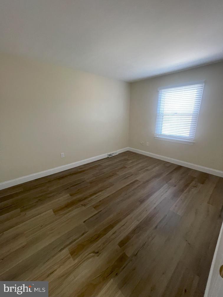 PENN SQUARE - Residential Lease