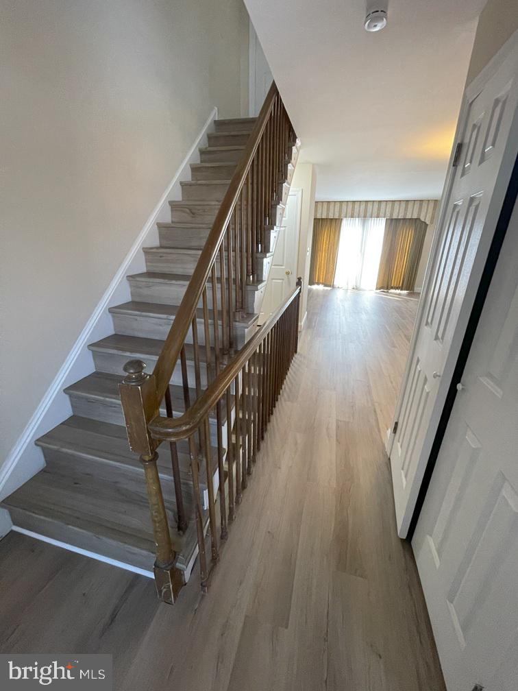 PENN SQUARE - Residential Lease