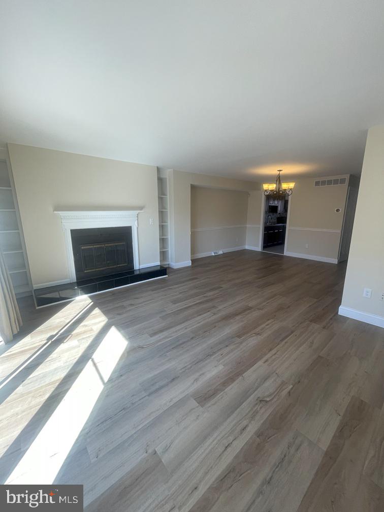 PENN SQUARE - Residential Lease