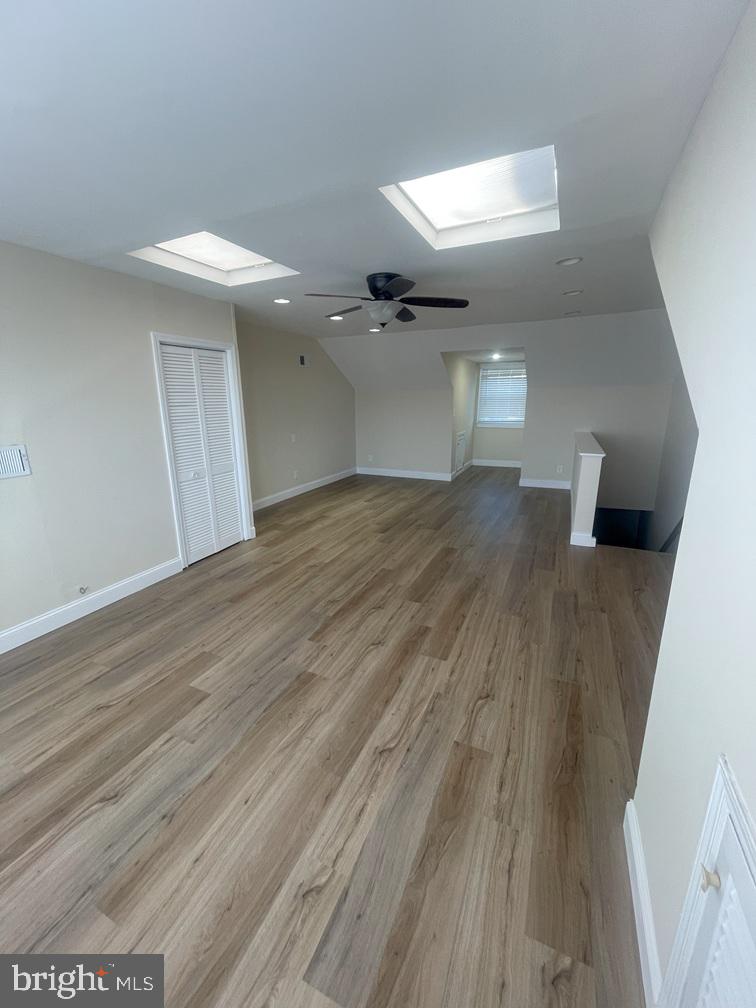 PENN SQUARE - Residential Lease