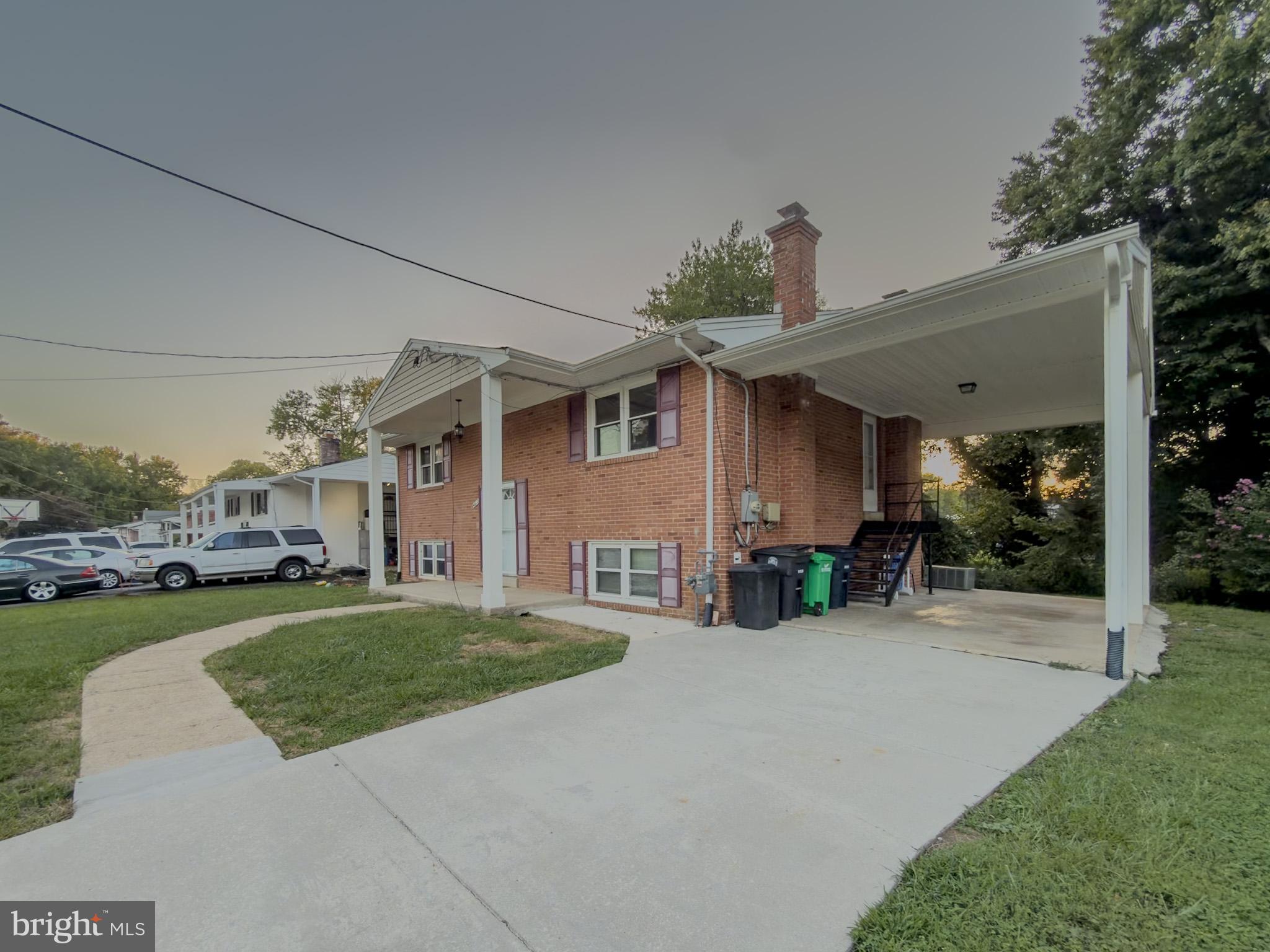 4612 SHARON ROAD