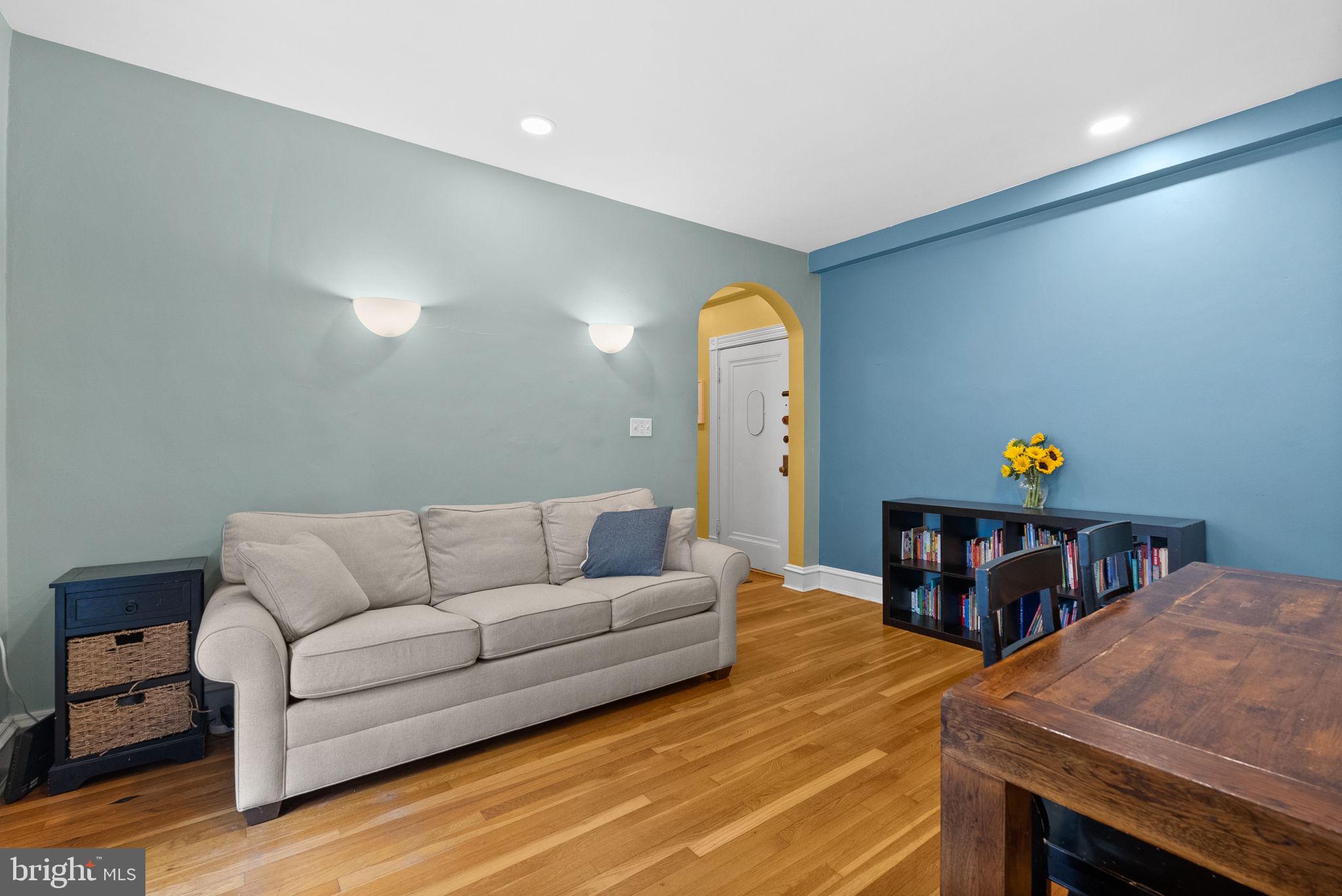 5112 CONNECTICUT AVENUE NW 205