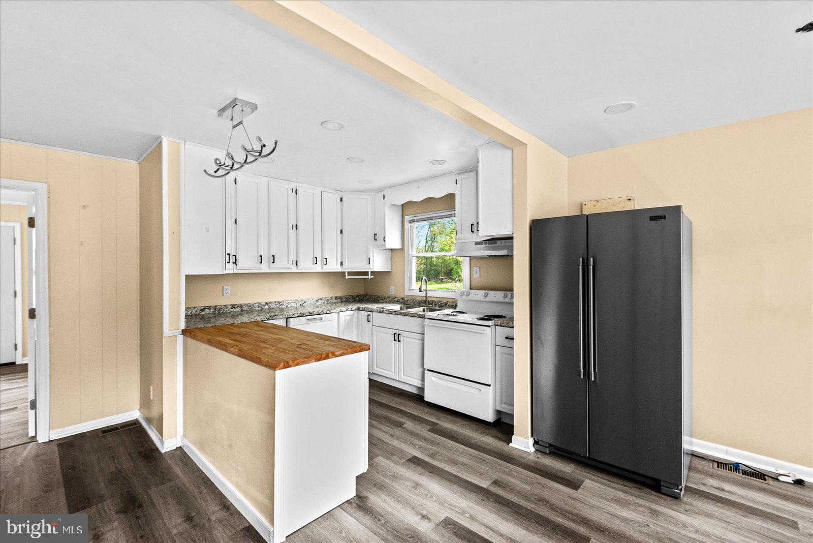 CENTRAL POINT - Residential
