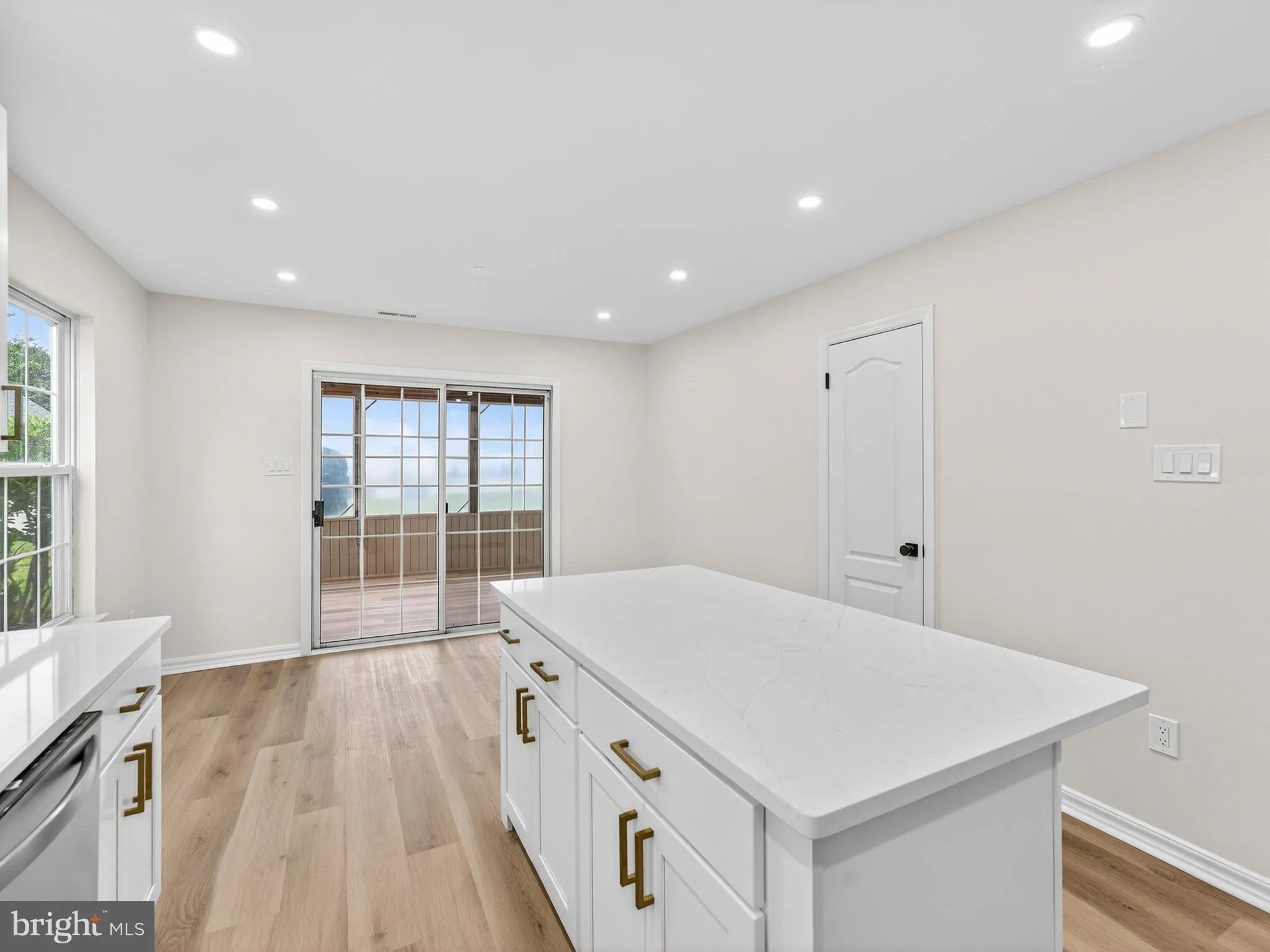 Williamstown, New Jersey 08094, United States, 2 Bedrooms Bedrooms, ,2 BathroomsBathrooms,Residential,Active,167507