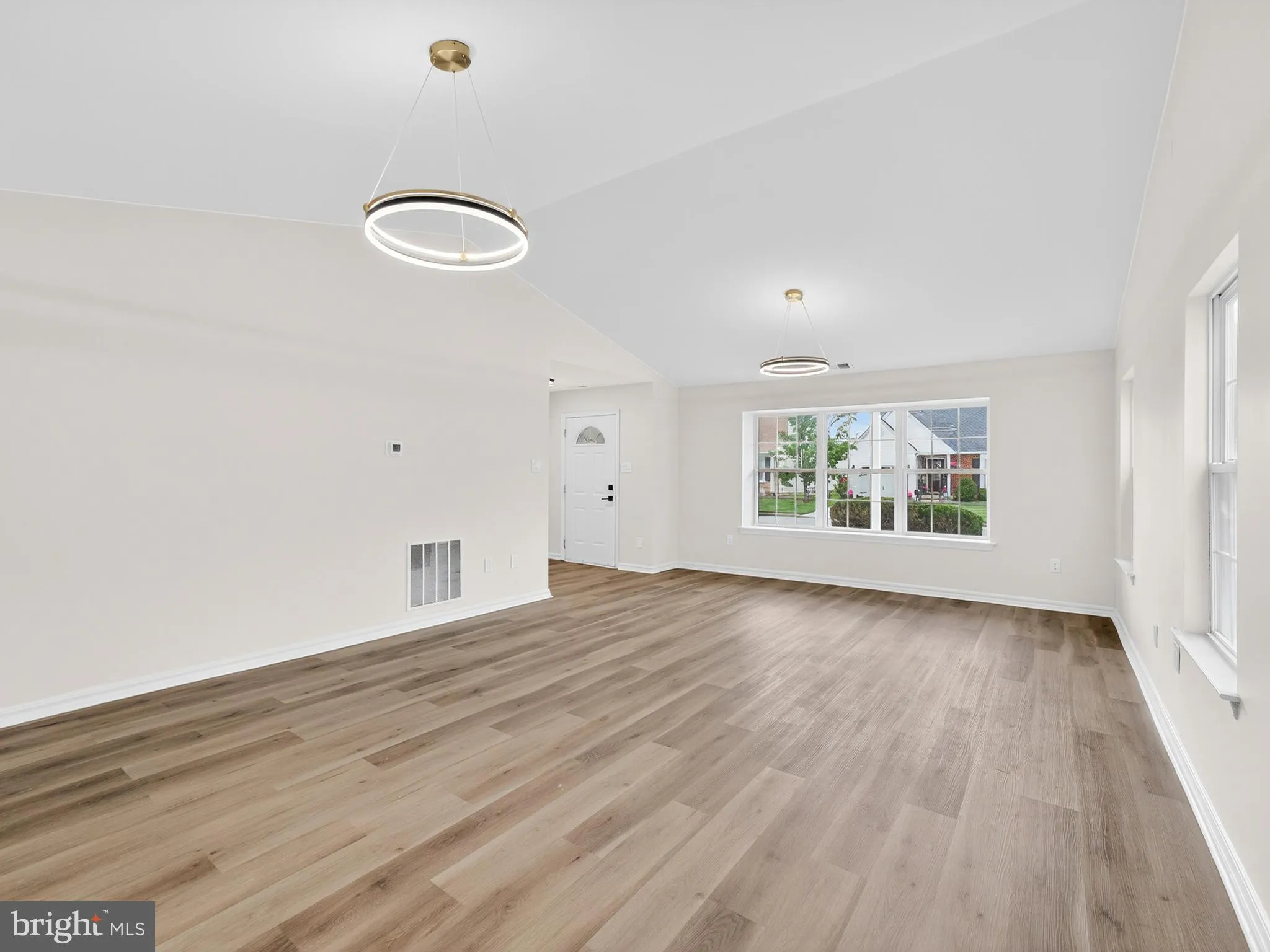 Williamstown, New Jersey 08094, United States, 2 Bedrooms Bedrooms, ,2 BathroomsBathrooms,Residential,Active,167507