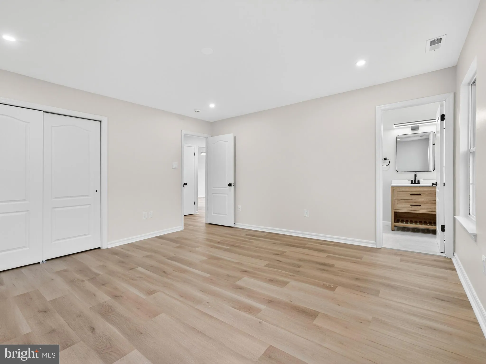 Williamstown, New Jersey 08094, United States, 2 Bedrooms Bedrooms, ,2 BathroomsBathrooms,Residential,Active,167507