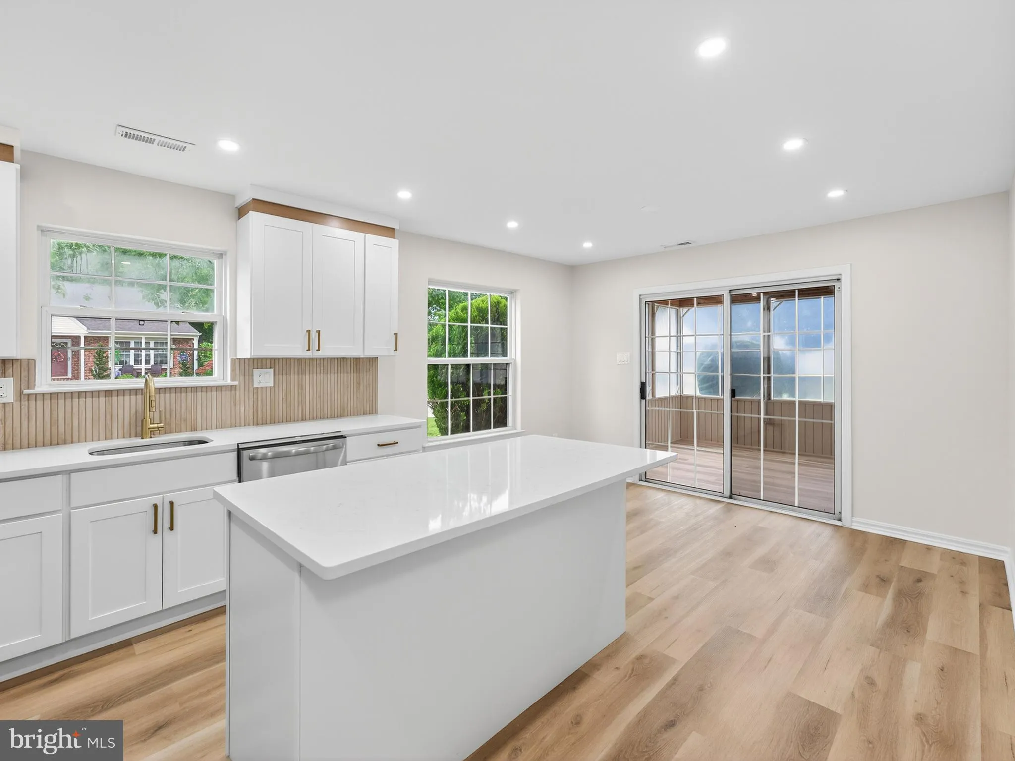 Williamstown, New Jersey 08094, United States, 2 Bedrooms Bedrooms, ,2 BathroomsBathrooms,Residential,Active,167507