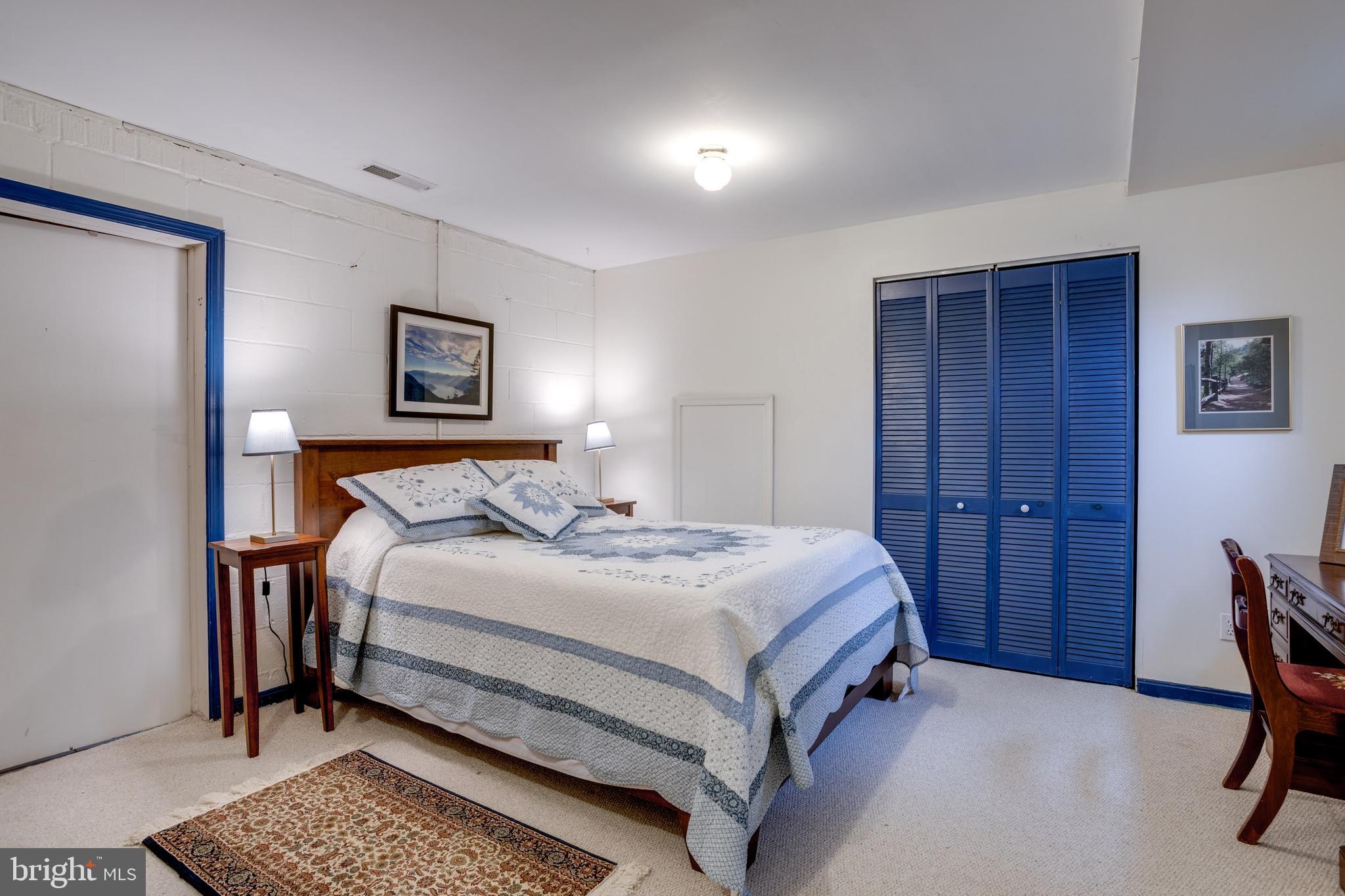 HOMEWOOD - Residential