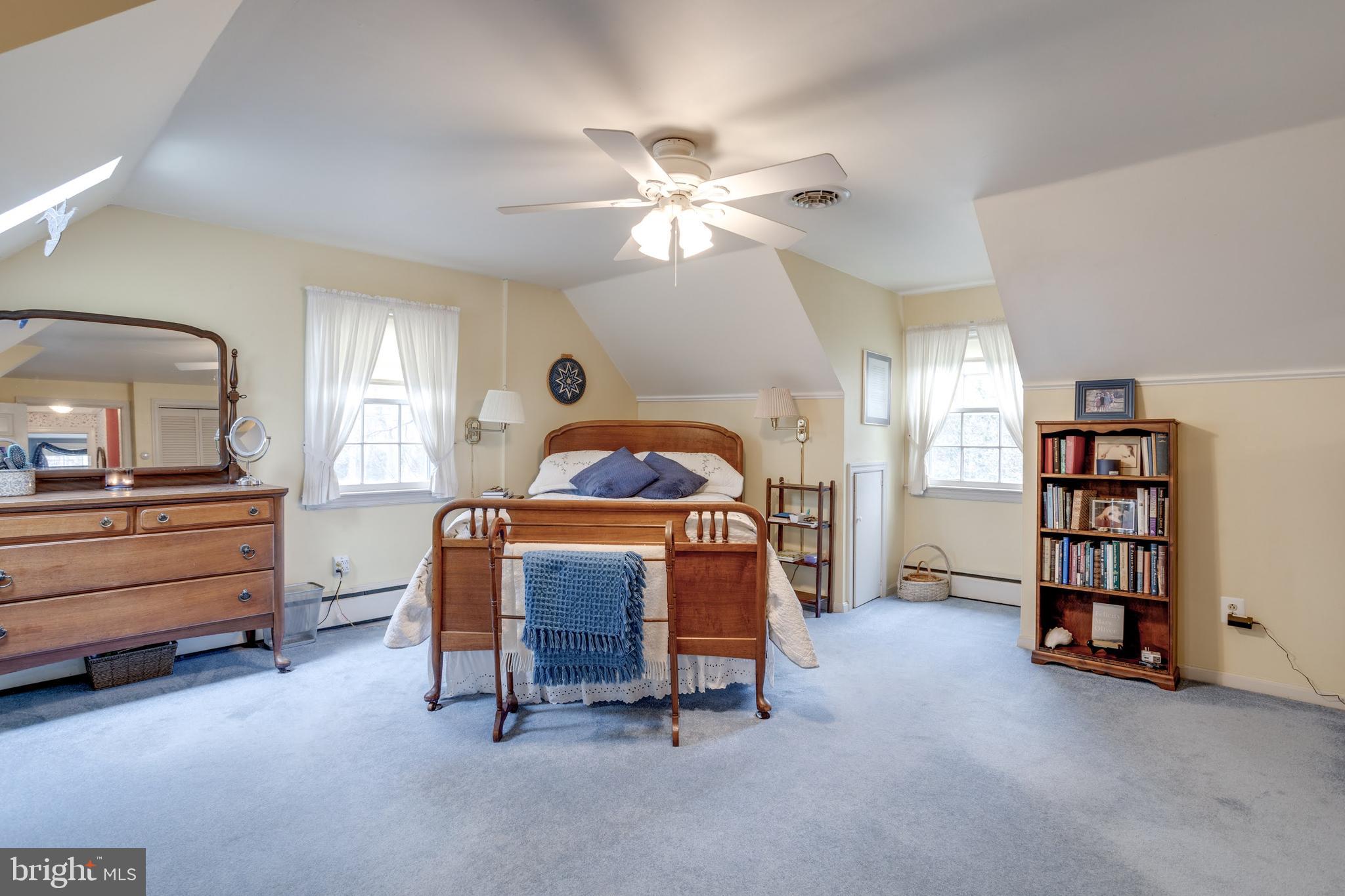 HOMEWOOD - Residential