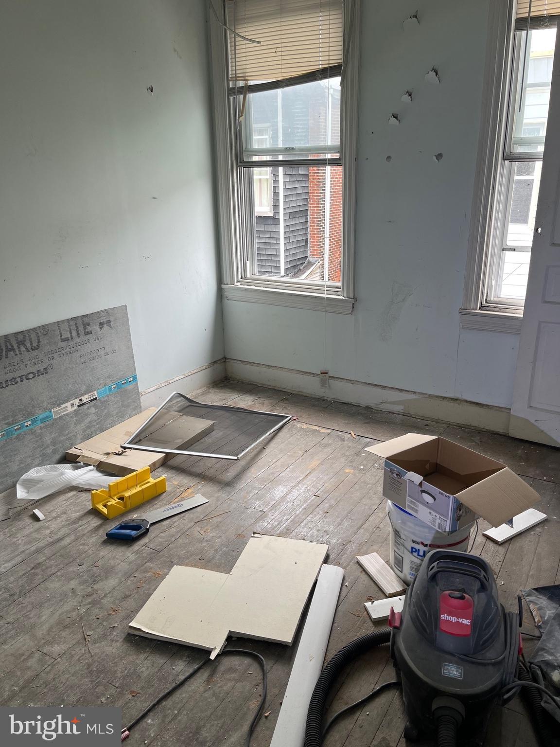 1721 N HOLLYWOOD STREET