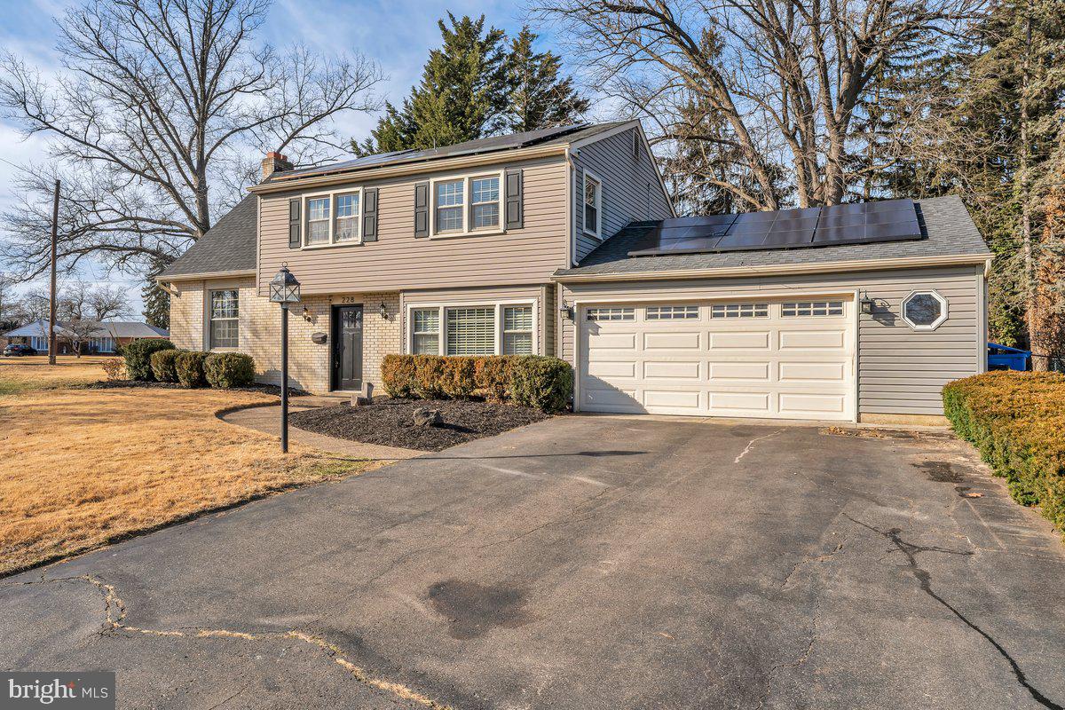 228 N MADISON AVENUE