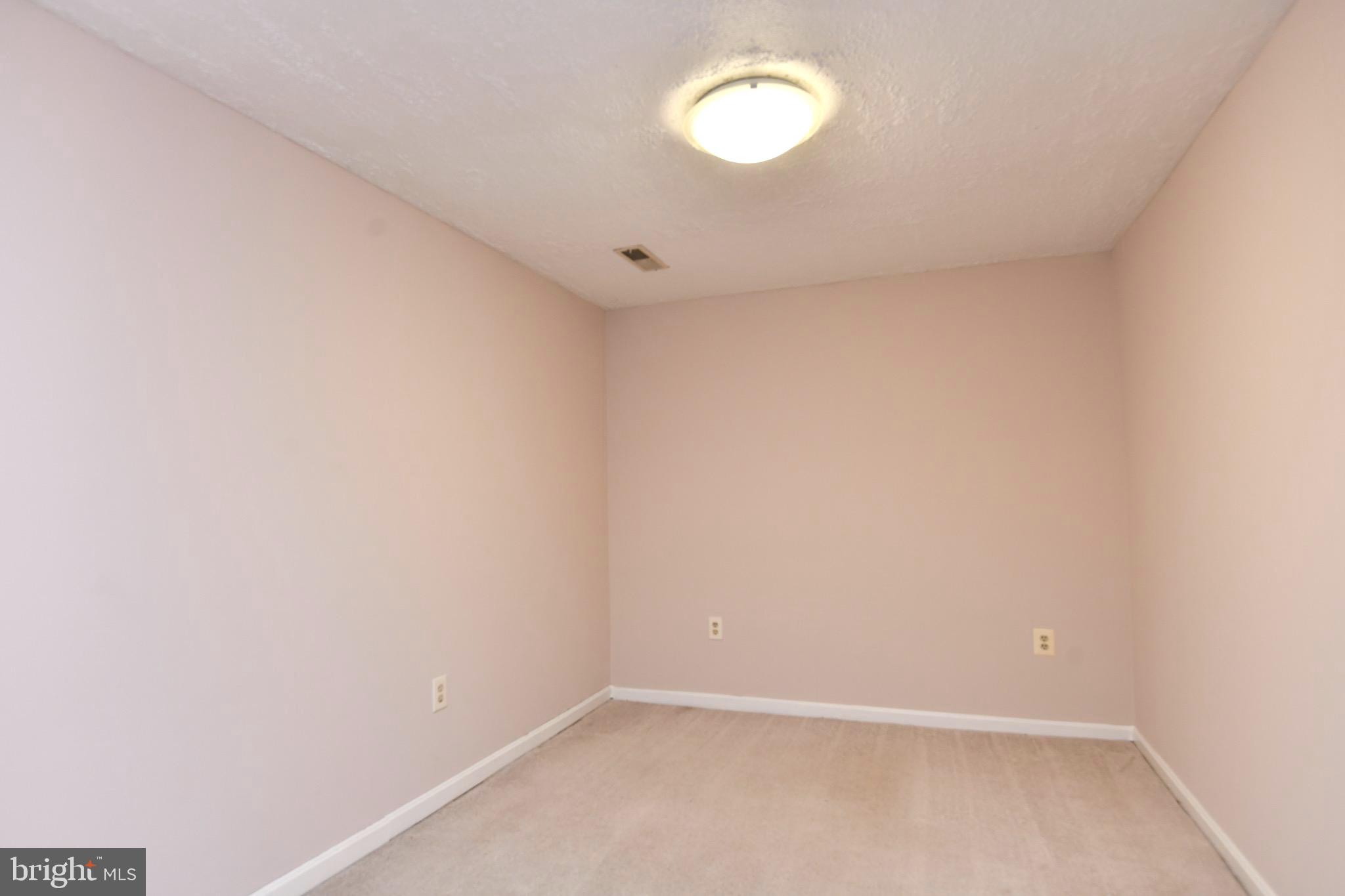 CRESTWOOD VILLAGE - Residential Lease