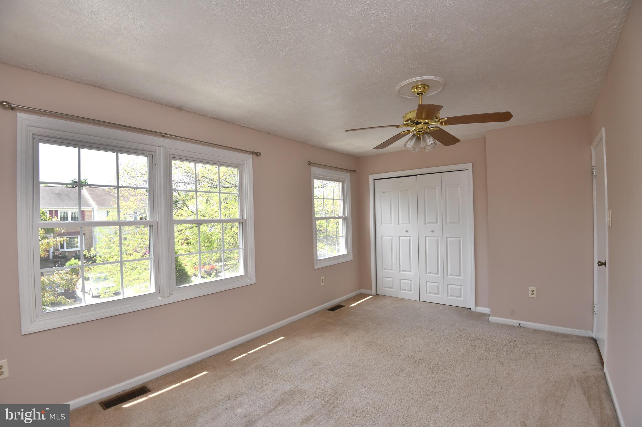 CRESTWOOD VILLAGE - Residential Lease