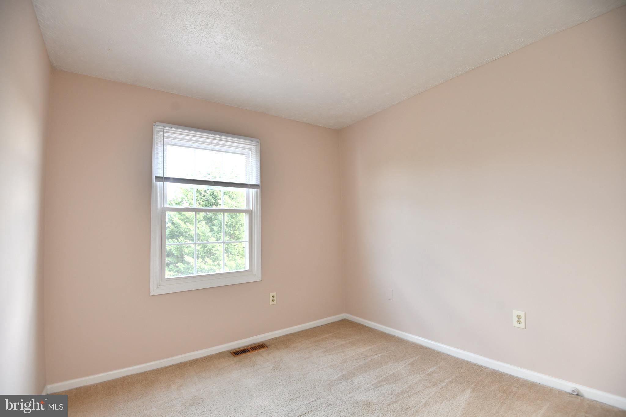 CRESTWOOD VILLAGE - Residential Lease