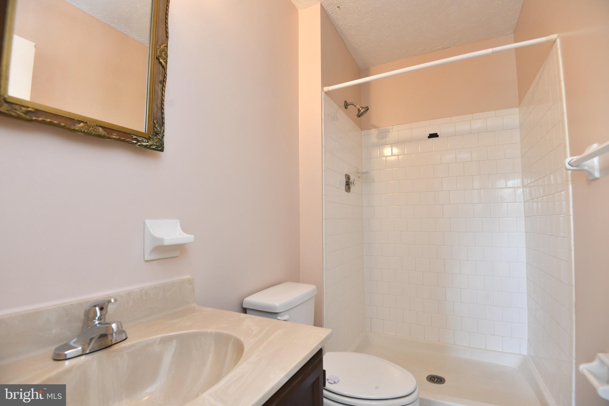 CRESTWOOD VILLAGE - Residential Lease