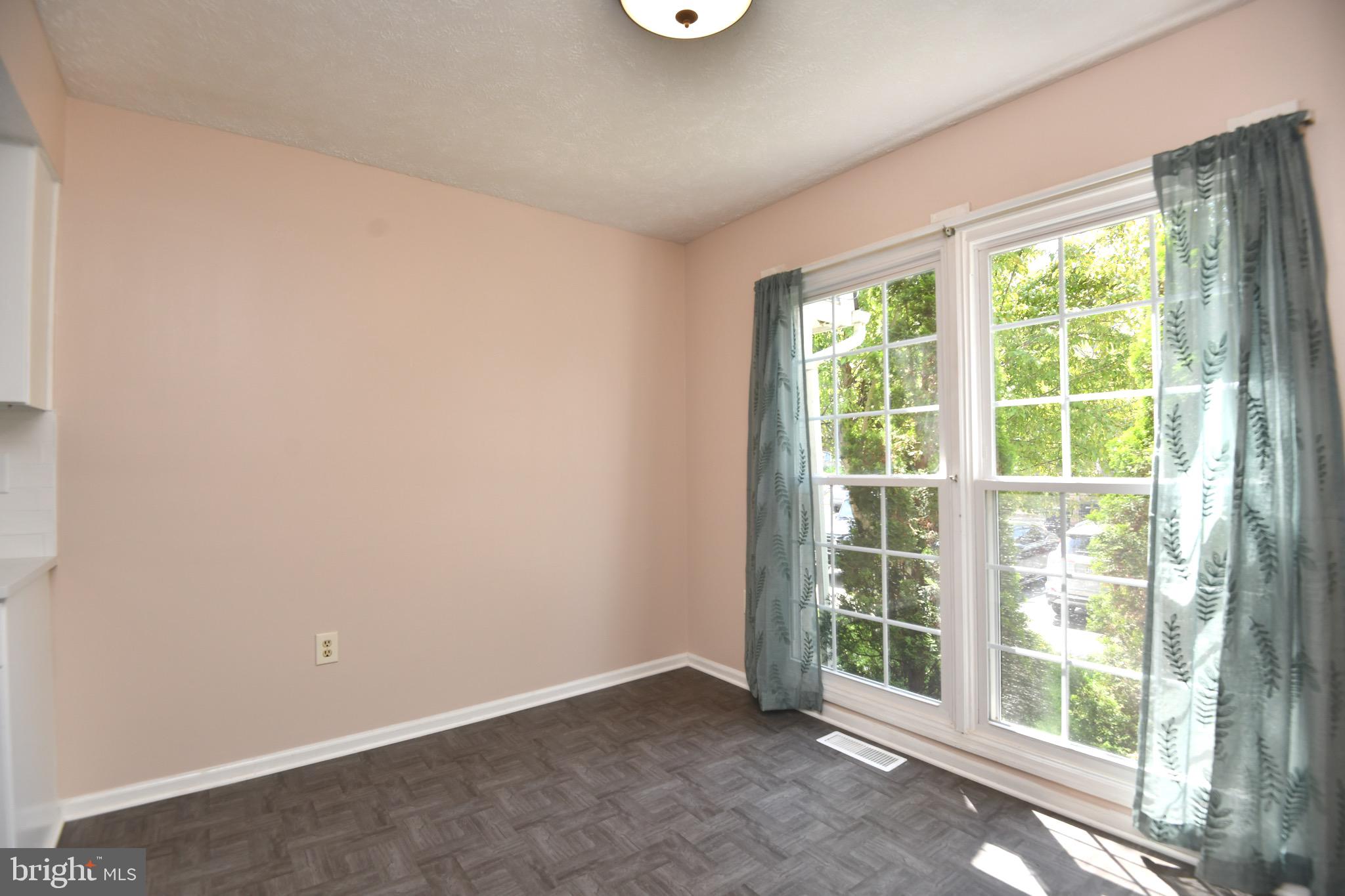 CRESTWOOD VILLAGE - Residential Lease