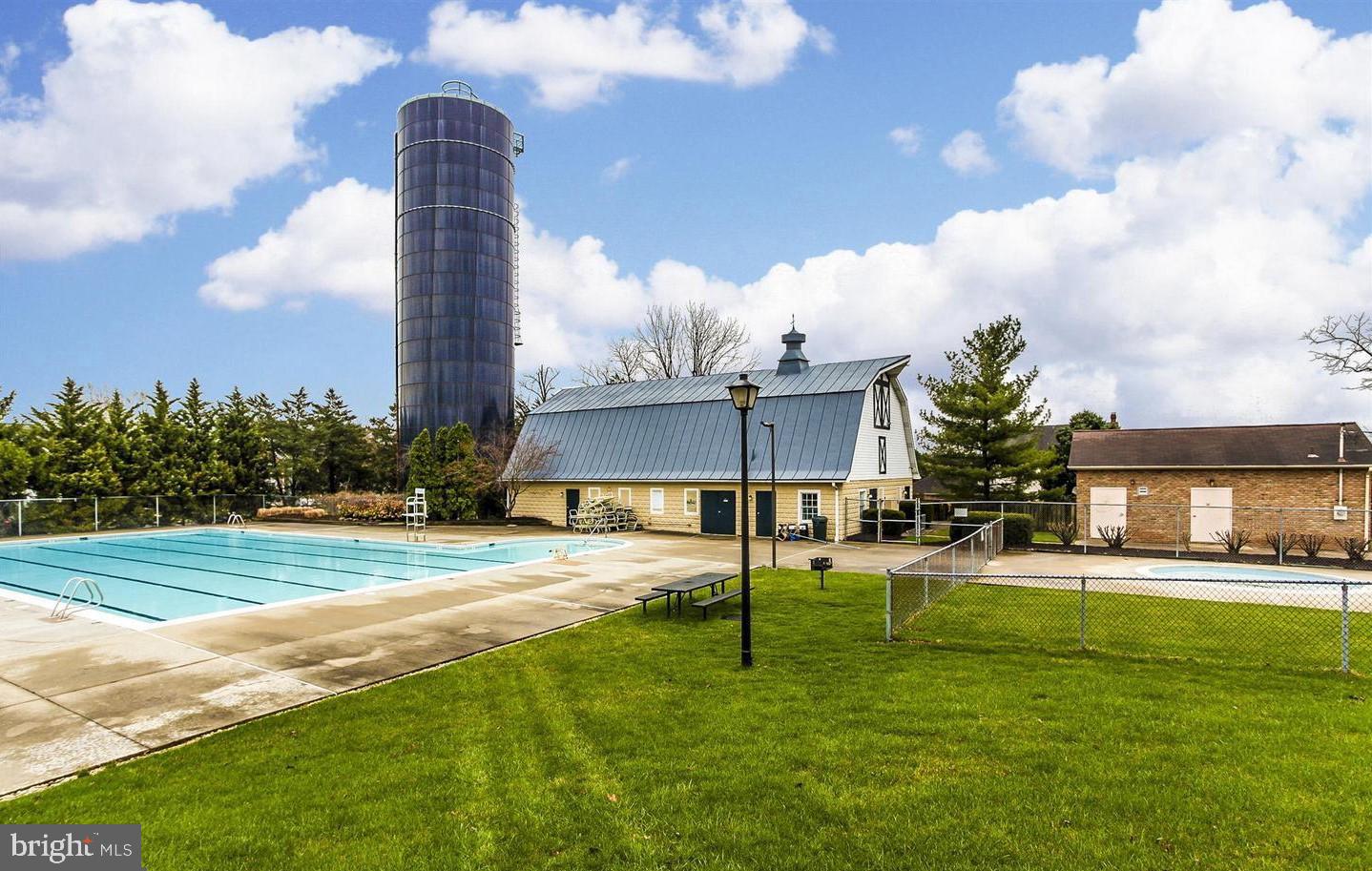 WATERSIDE - Residential Lease