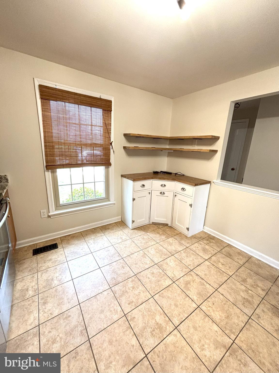 WATERSIDE - Residential Lease