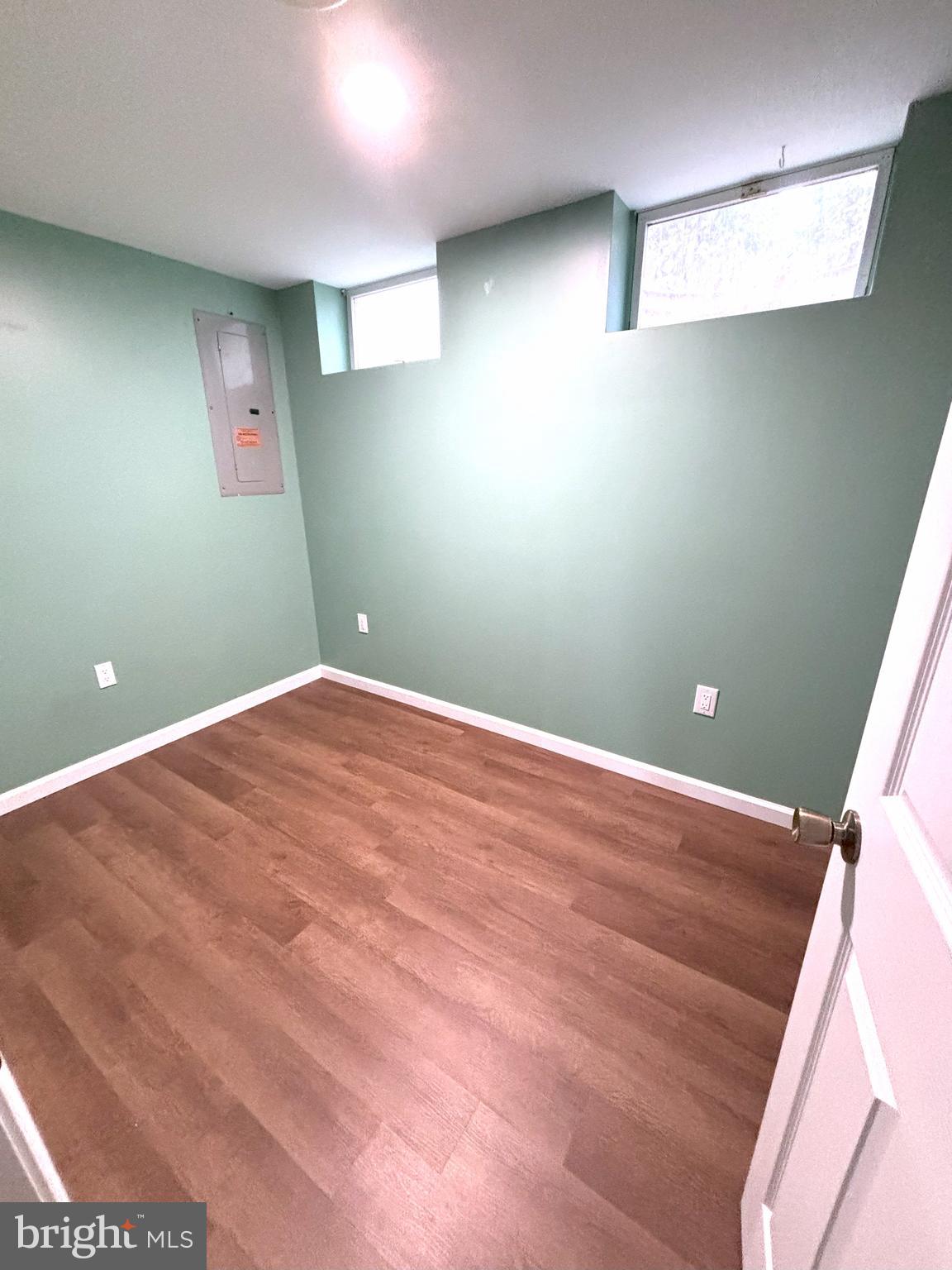 WATERSIDE - Residential Lease