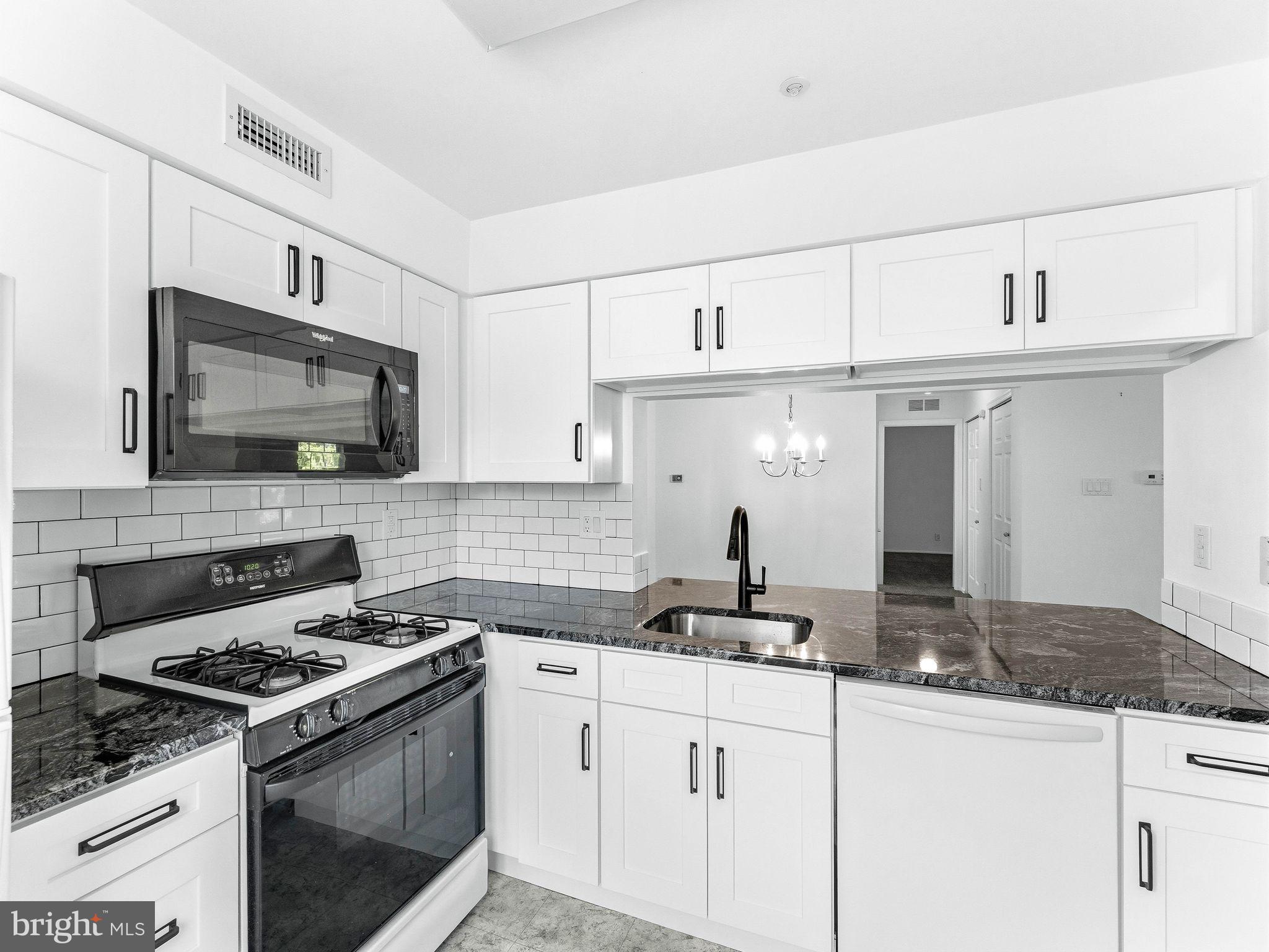 4606 ABERDEEN LANE