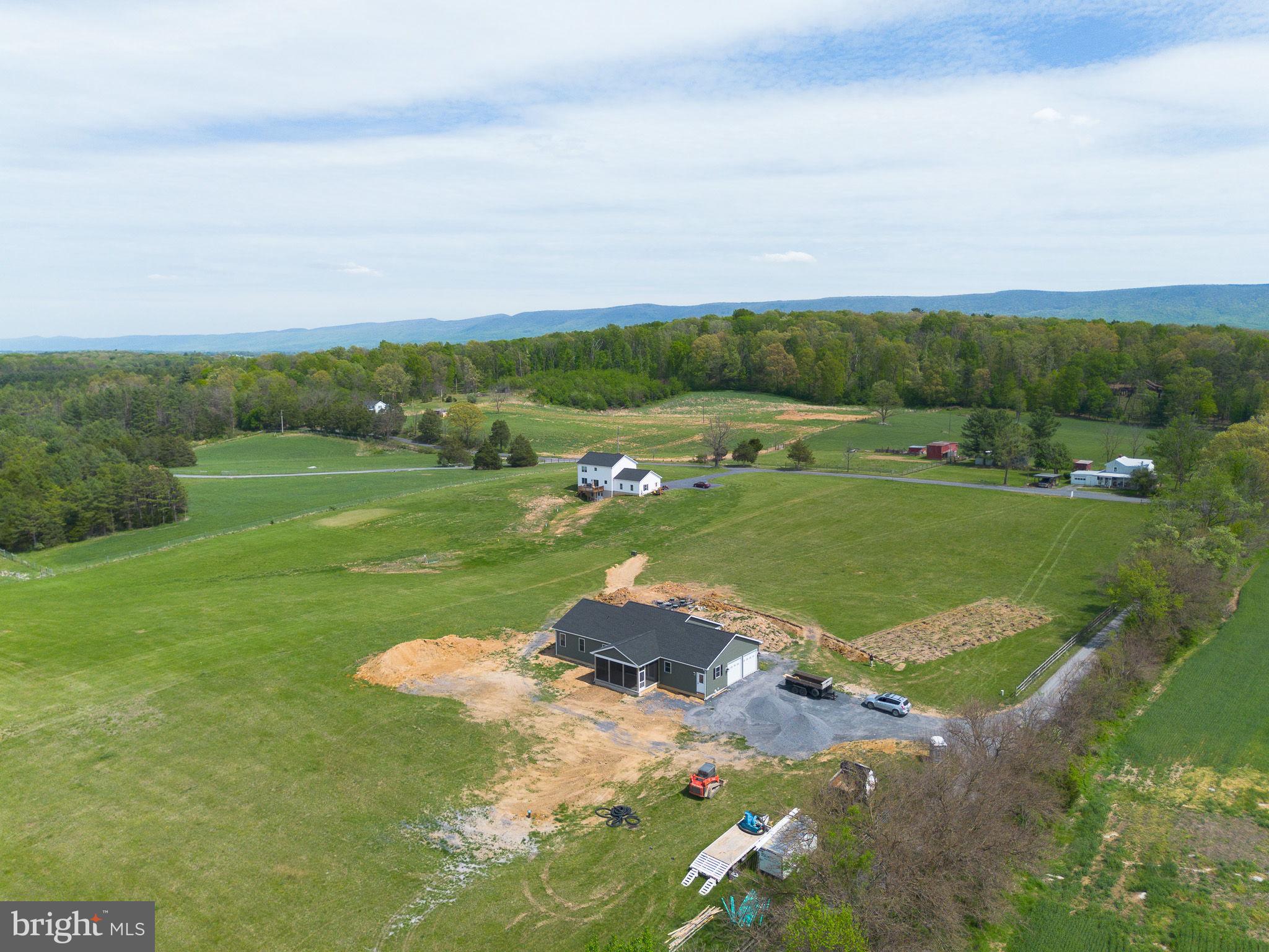 1611 PLEASANT VIEW