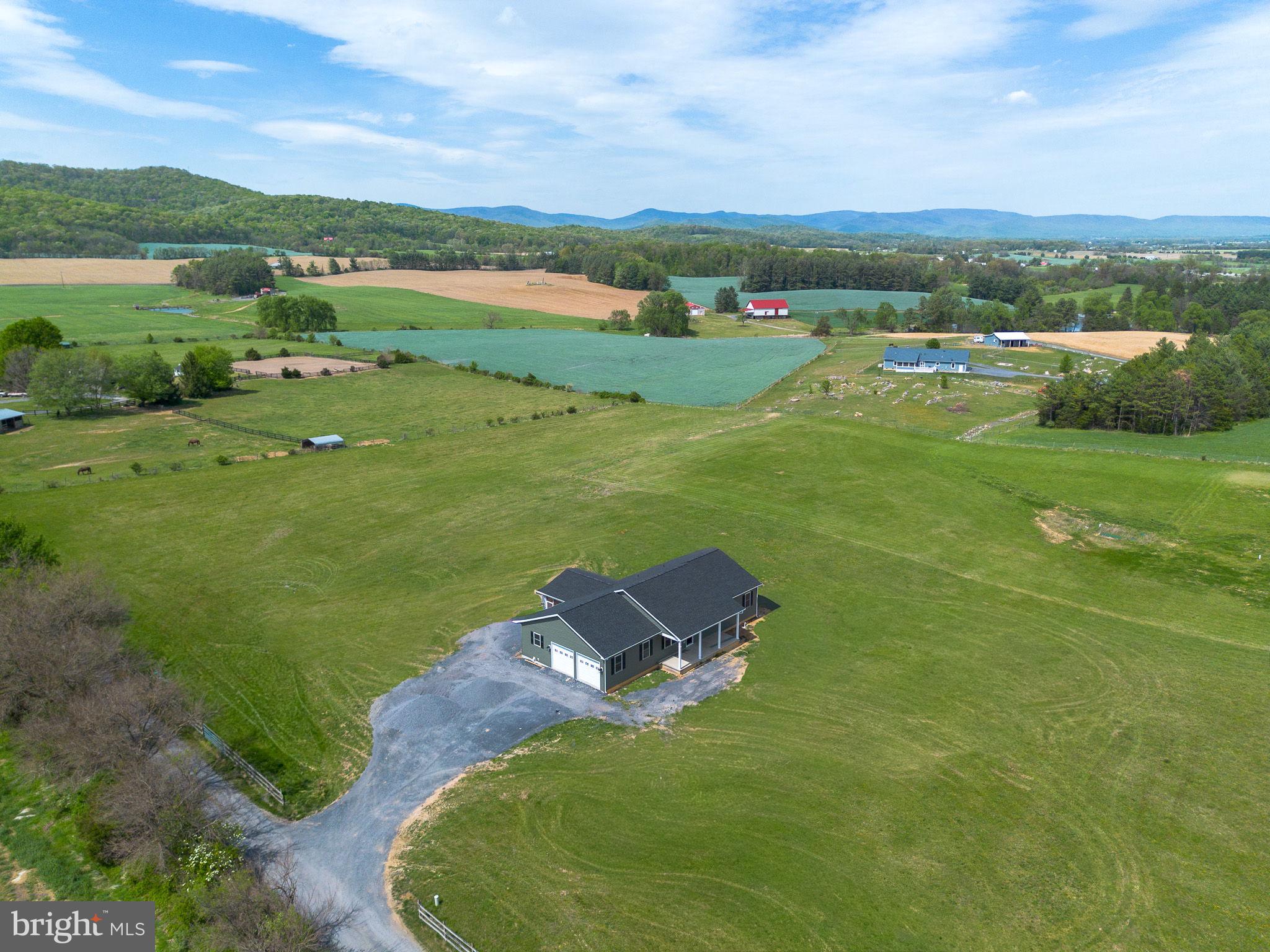 1611 PLEASANT VIEW