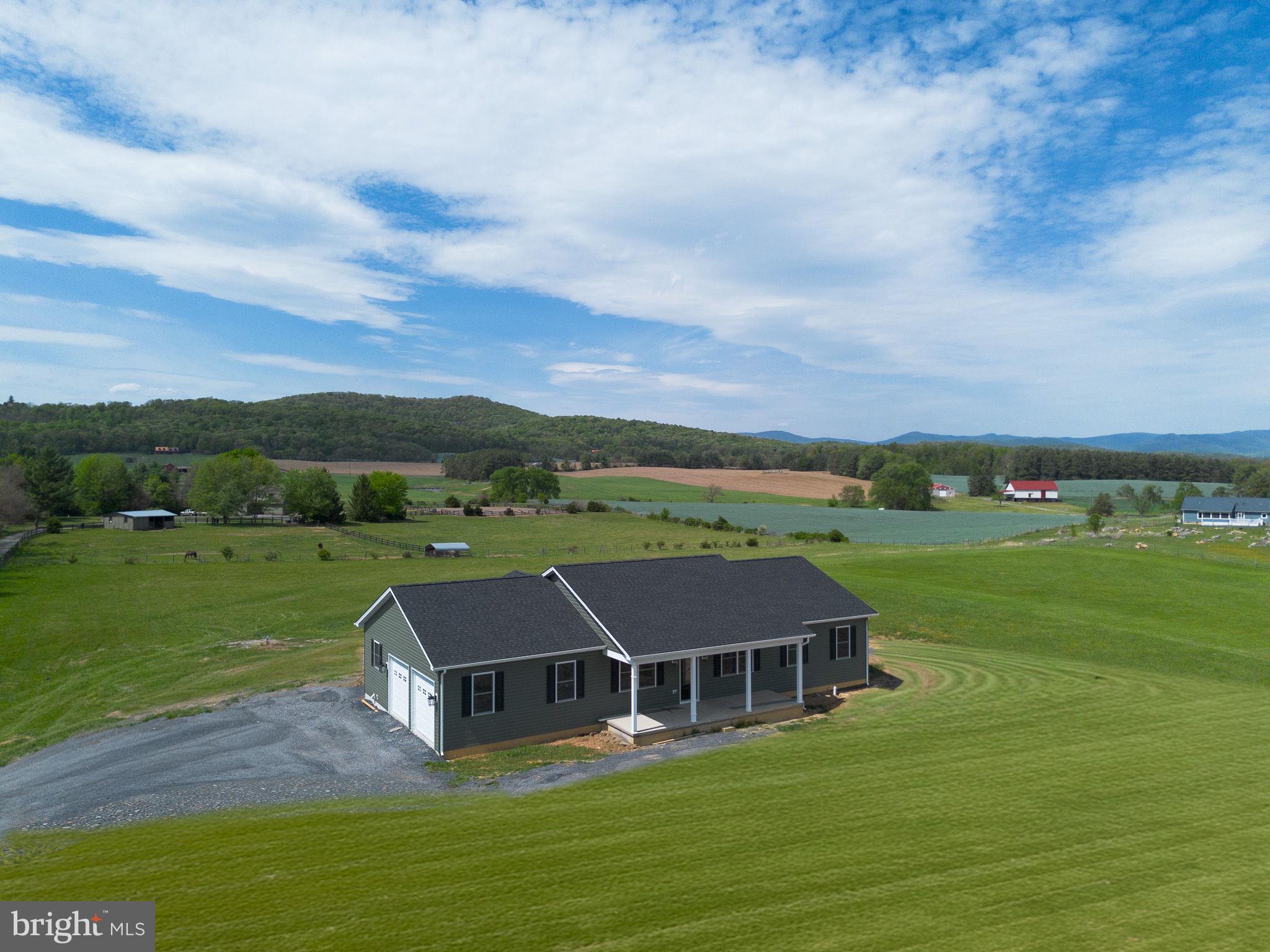 1611 PLEASANT VIEW