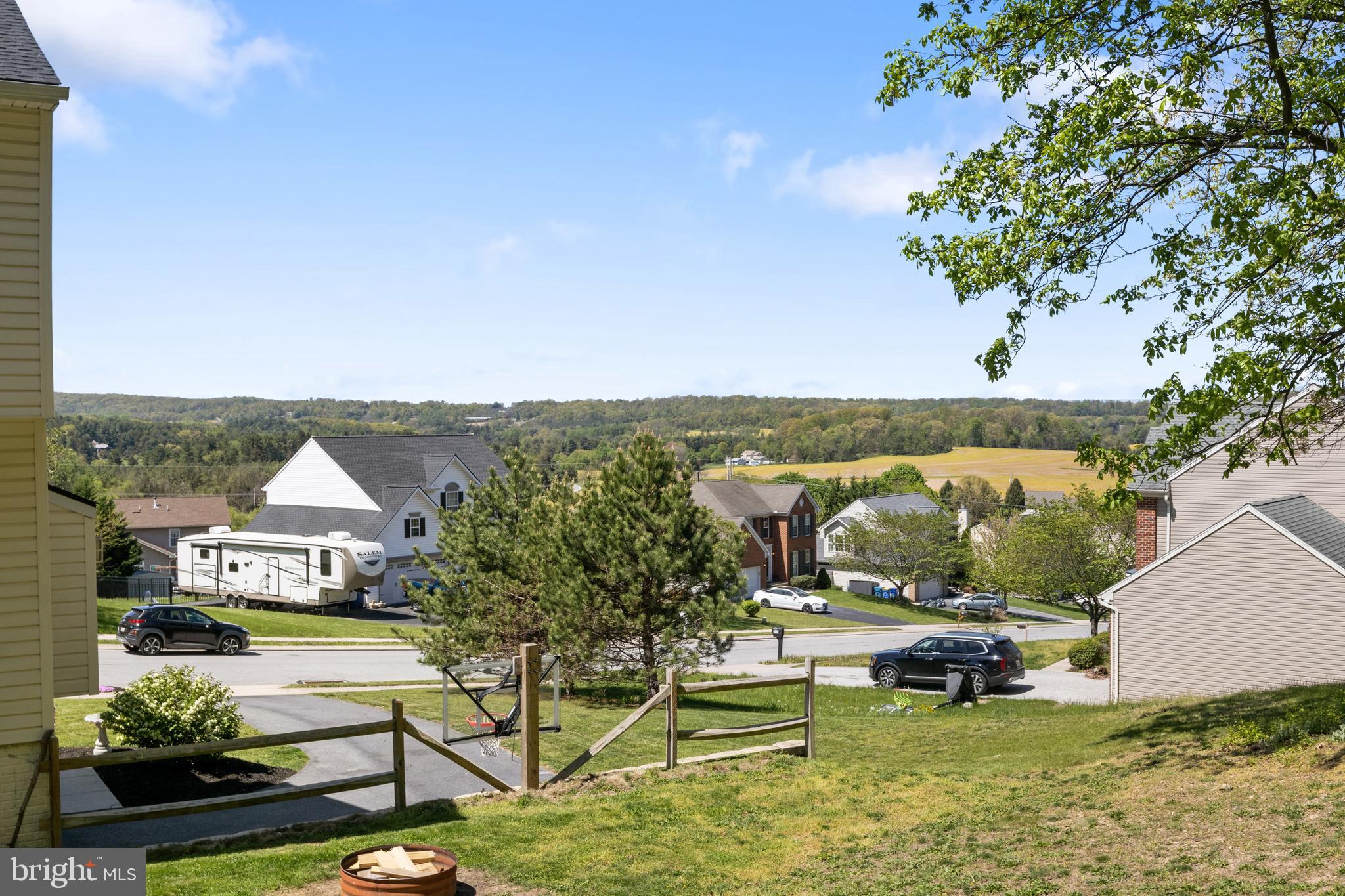 LAKEVIEW ESTATES - Residential