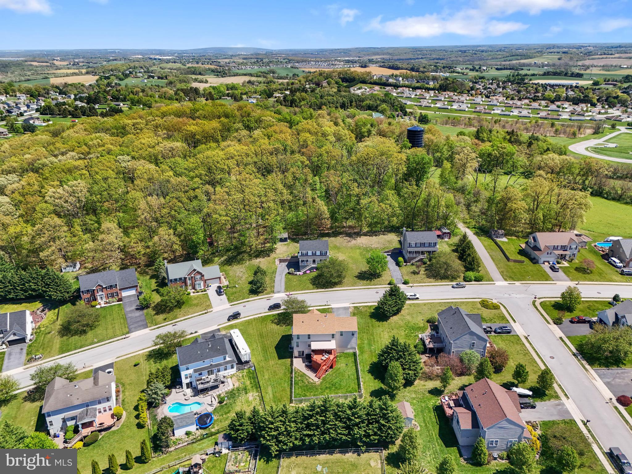 LAKEVIEW ESTATES - Residential