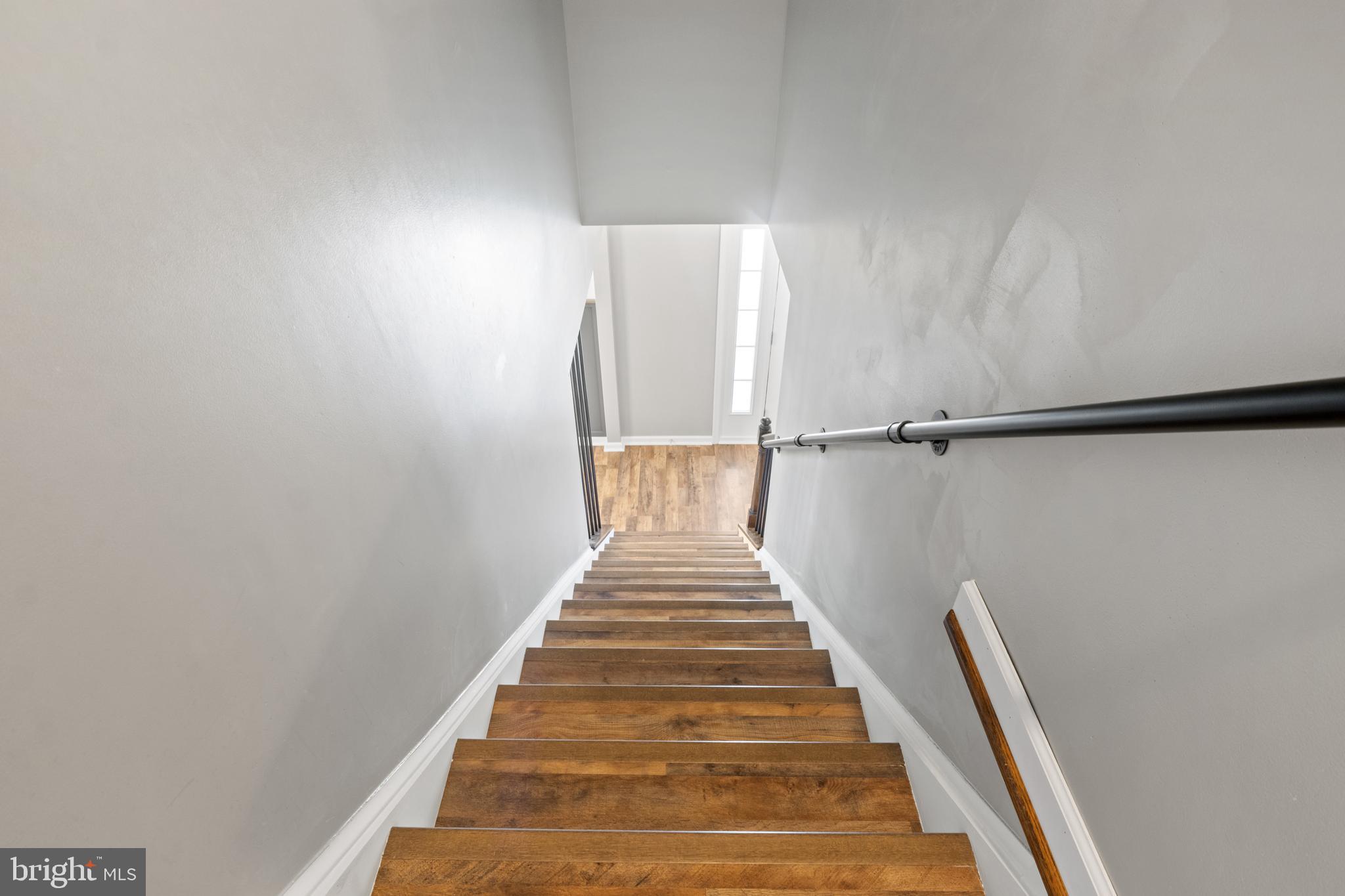 LAKEVIEW ESTATES - Residential