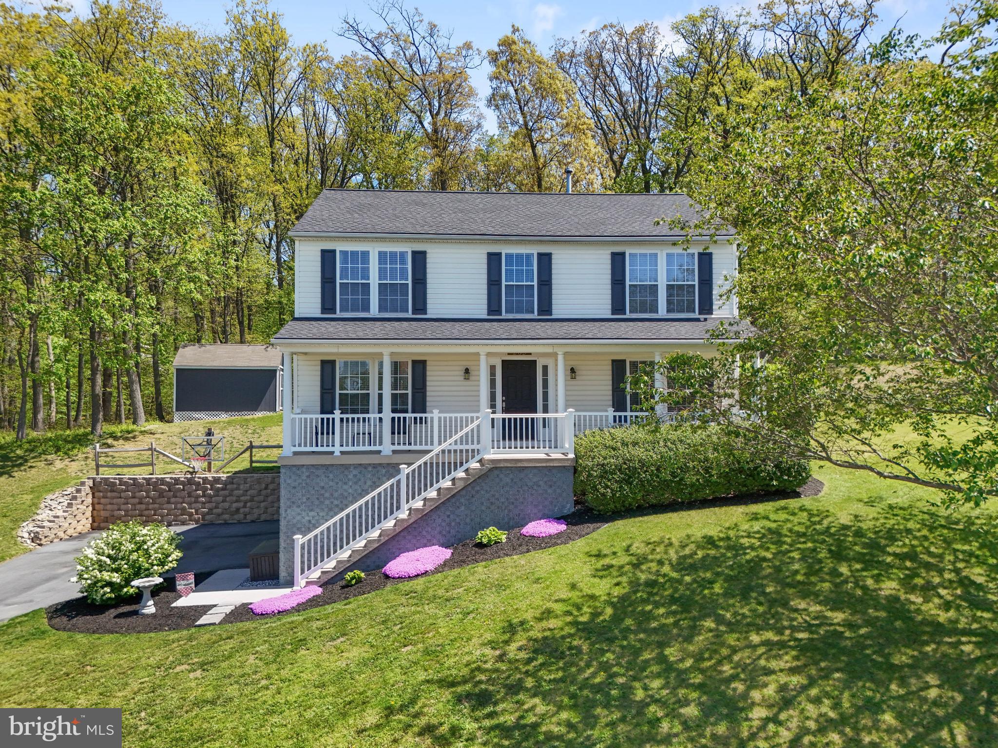 LAKEVIEW ESTATES - Residential